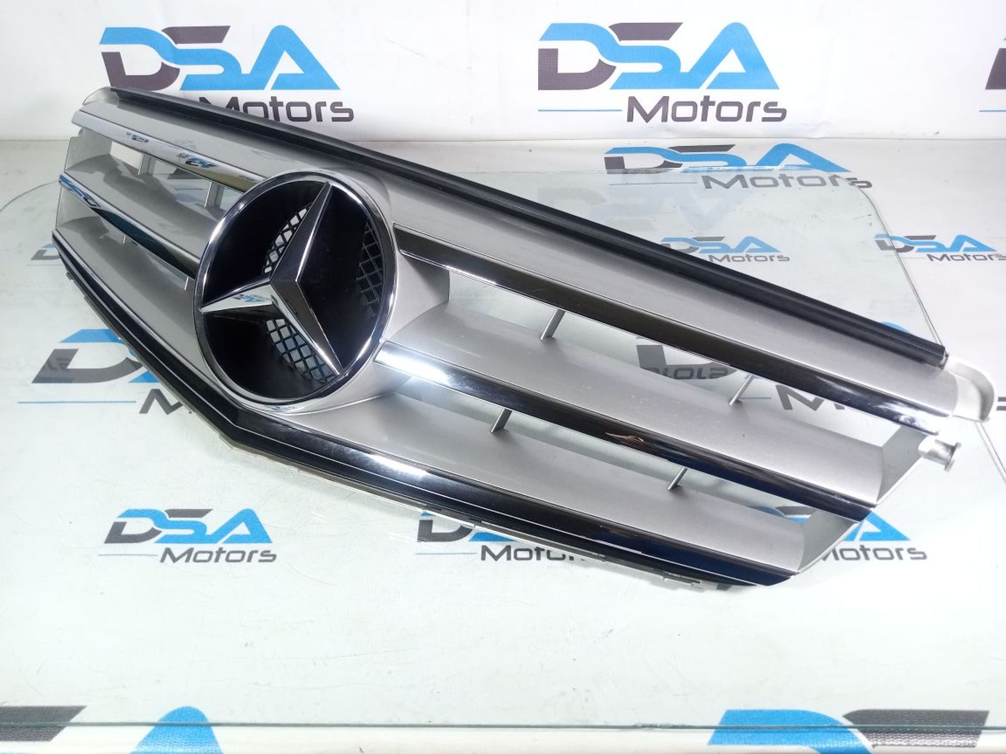 https://gcs.partsauto.market/rn-stockpro.appspot.com/thmbs/userImages/b7628e092085f1f91467af1afb6e7630/part/8a72e80f-3ec5-4a42-a7d7-09b25dcb4364_1745316630002.jpg