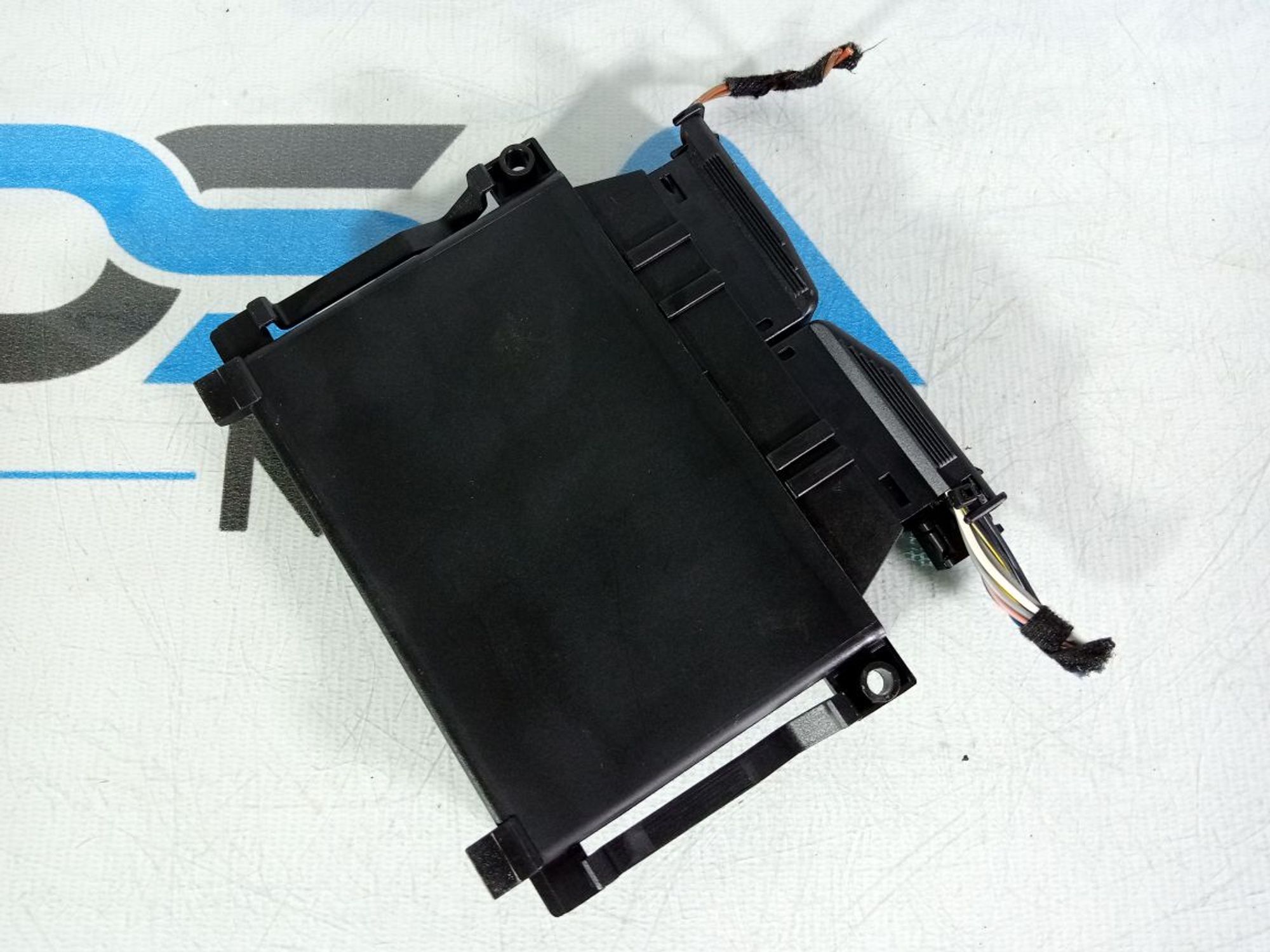 https://gcs.partsauto.market/rn-stockpro.appspot.com/thmbs/userImages/b7628e092085f1f91467af1afb6e7630/part/8ab01764-04f4-4198-b97e-bf8ee204e143_1746543126501.jpg