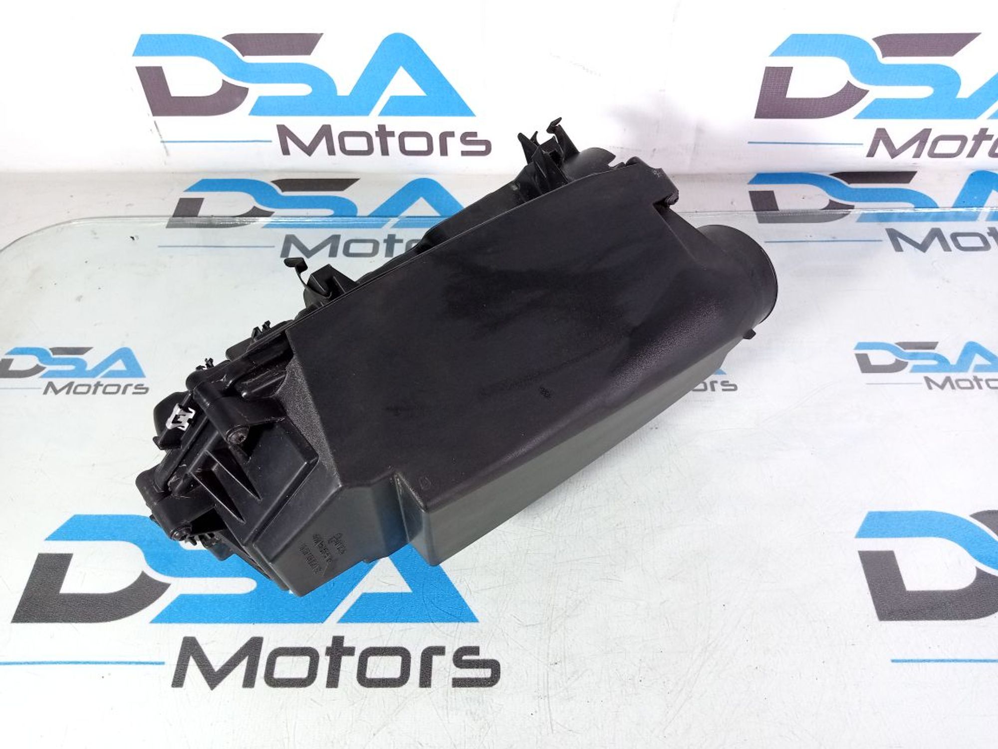 https://gcs.partsauto.market/rn-stockpro.appspot.com/thmbs/userImages/b7628e092085f1f91467af1afb6e7630/part/8bf4f951-3c02-46ab-8325-87a941498fd4_1747058730544.jpg