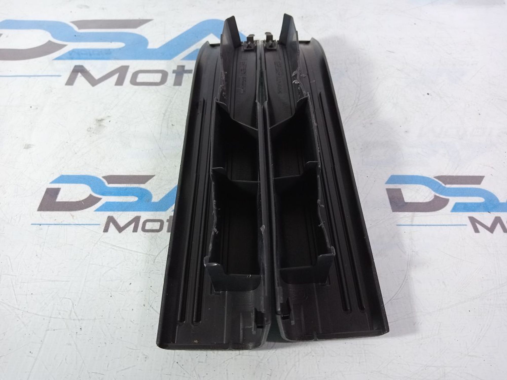 https://gcs.partsauto.market/rn-stockpro.appspot.com/thmbs/userImages/b7628e092085f1f91467af1afb6e7630/part/8c52359b-55d2-4fdf-b053-59d3103b1d9e_1737109843031.jpg