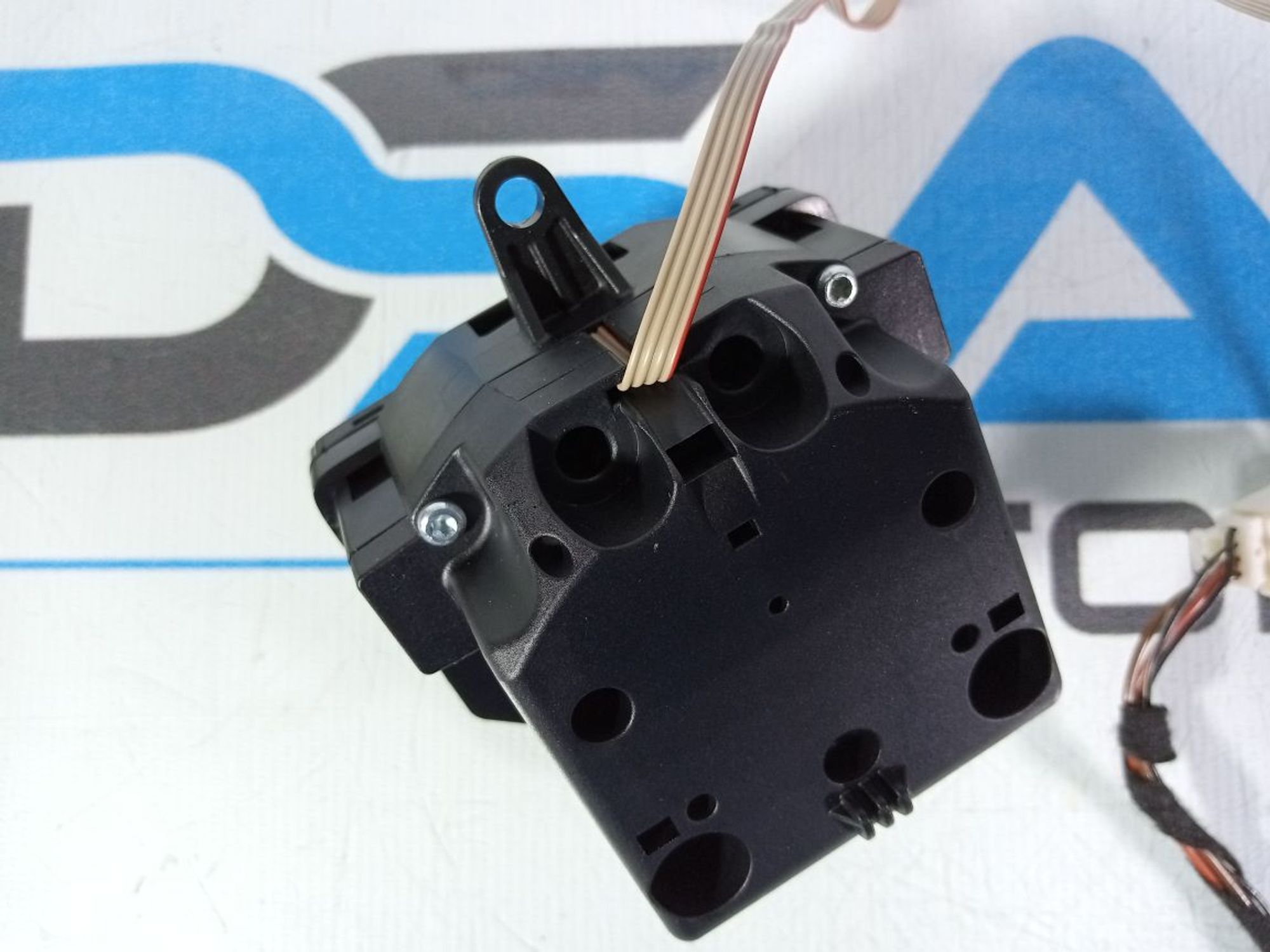 https://gcs.partsauto.market/rn-stockpro.appspot.com/thmbs/userImages/b7628e092085f1f91467af1afb6e7630/part/8dc1b873-cbb3-4d3a-b81d-74590bb6ef27_1746002010244.jpg
