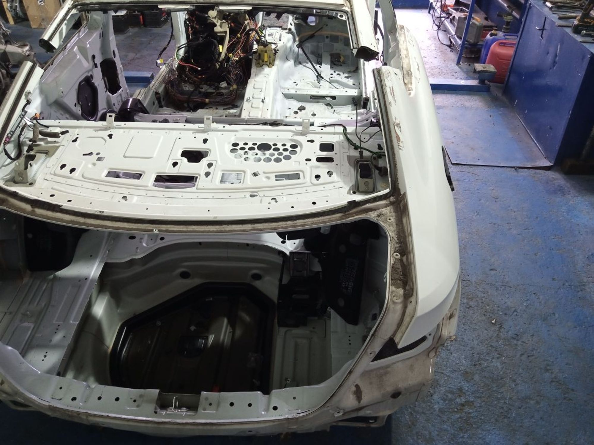 https://gcs.partsauto.market/rn-stockpro.appspot.com/thmbs/userImages/b7628e092085f1f91467af1afb6e7630/part/8dccc14f-c8d6-40bb-a497-b66dd42fe5a4_1742368209125.jpg