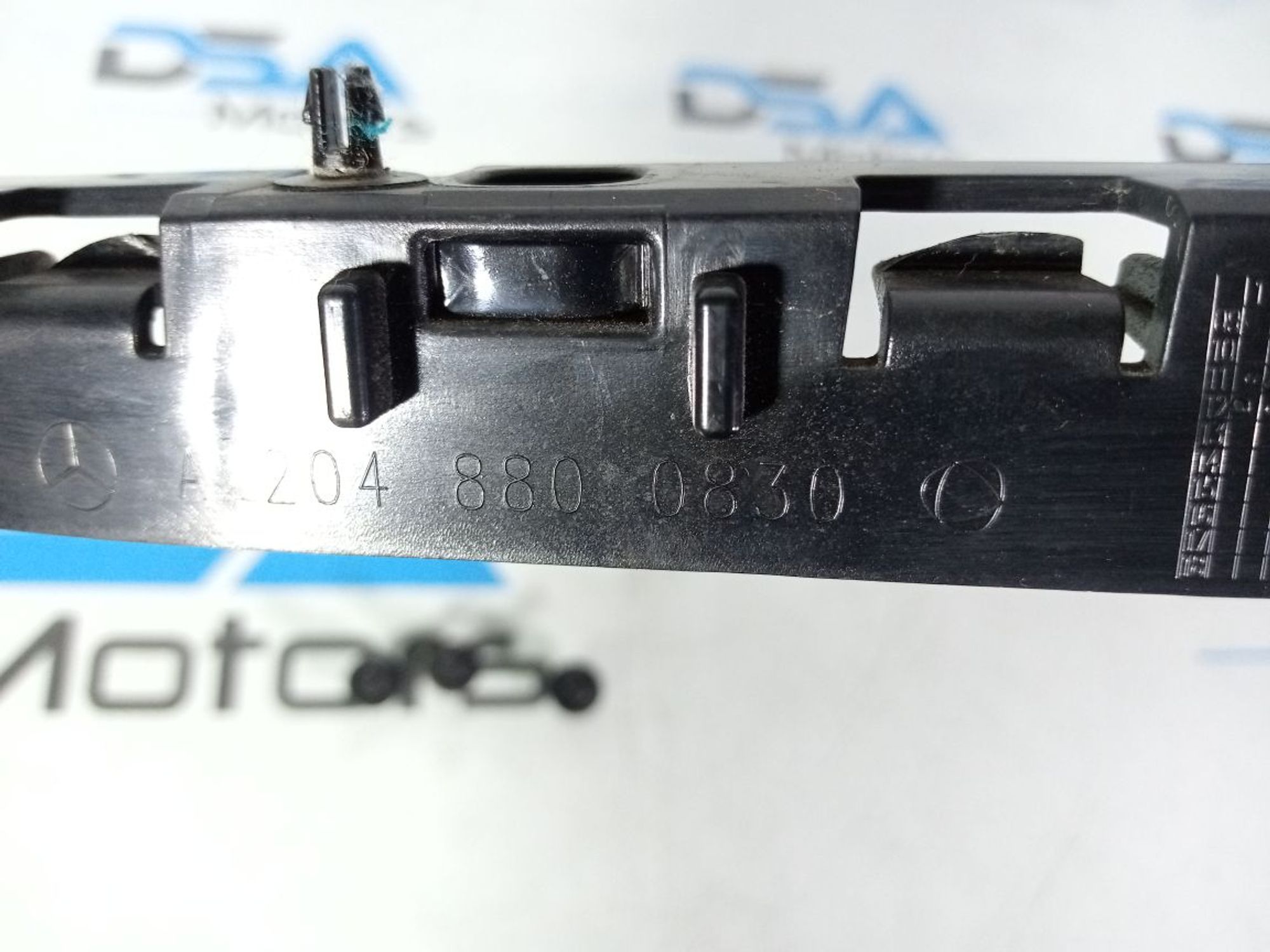 https://gcs.partsauto.market/rn-stockpro.appspot.com/thmbs/userImages/b7628e092085f1f91467af1afb6e7630/part/8eee2bb1-614f-45d5-8d8b-13975bc1f36c_1747212476961.jpg