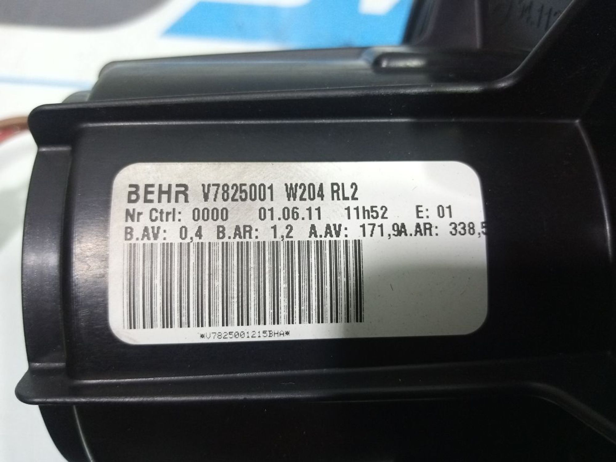 https://gcs.partsauto.market/rn-stockpro.appspot.com/thmbs/userImages/b7628e092085f1f91467af1afb6e7630/part/8fbaf373-de2d-48cc-8d3c-bb89884e061b_1748862779493.jpg