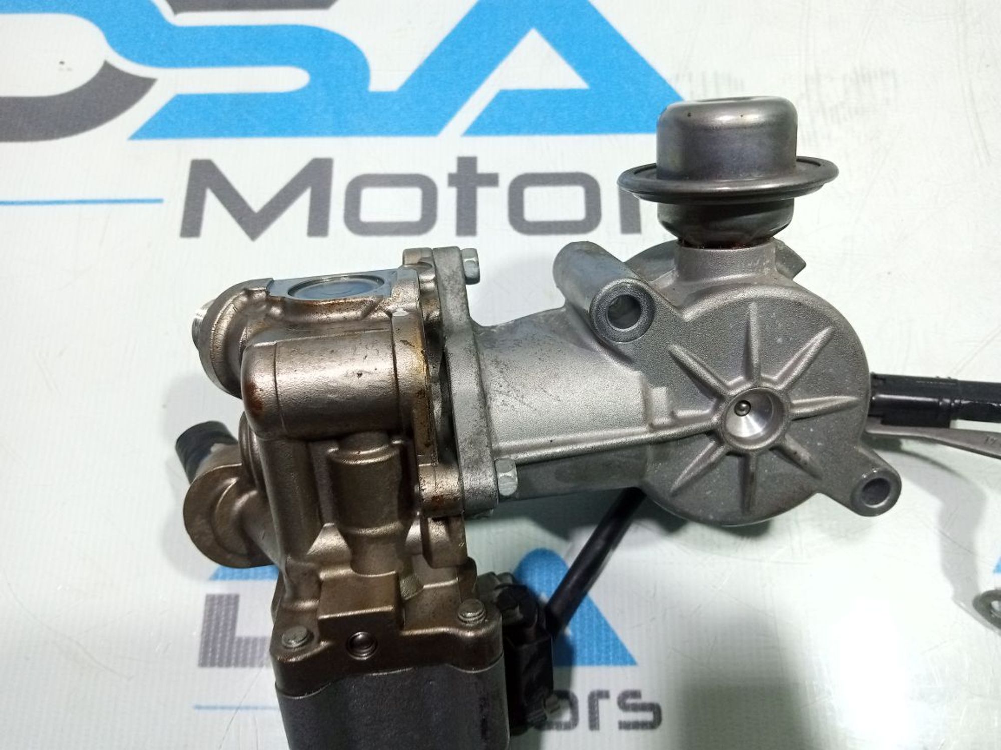 https://gcs.partsauto.market/rn-stockpro.appspot.com/thmbs/userImages/b7628e092085f1f91467af1afb6e7630/part/90c10bed-7721-4c4b-94e7-4865d4cf3375_1747849444750.jpg