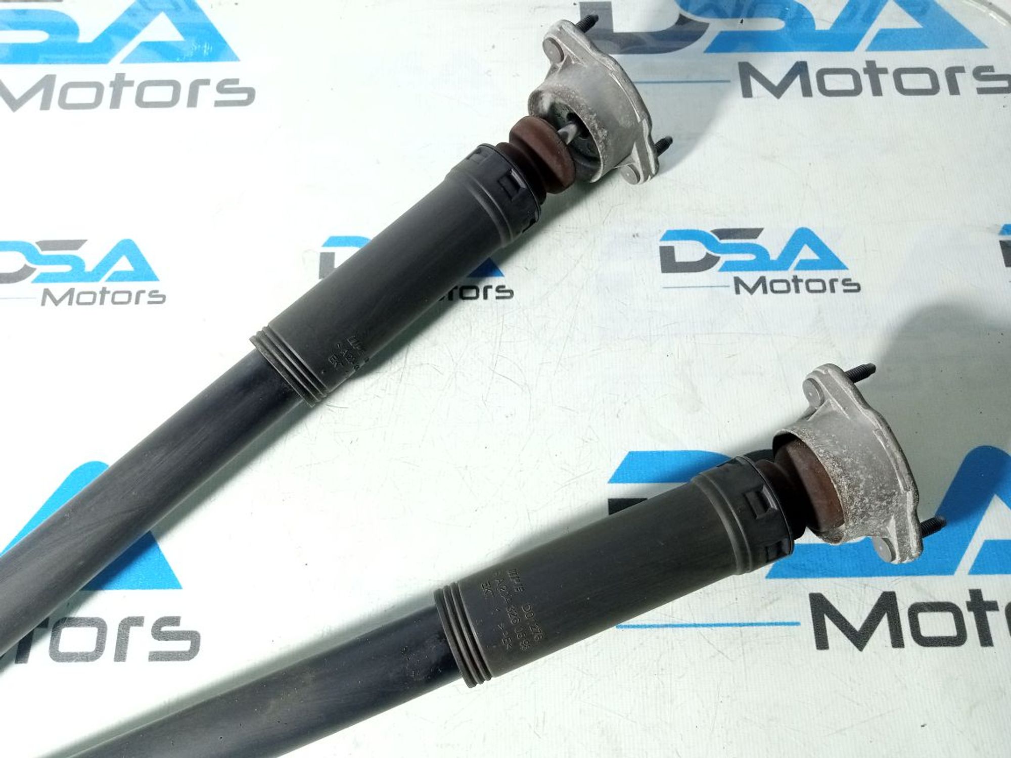 https://gcs.partsauto.market/rn-stockpro.appspot.com/thmbs/userImages/b7628e092085f1f91467af1afb6e7630/part/91a7a01b-95d0-448c-b2c8-b14c8d7730d4_1741593075051.jpg