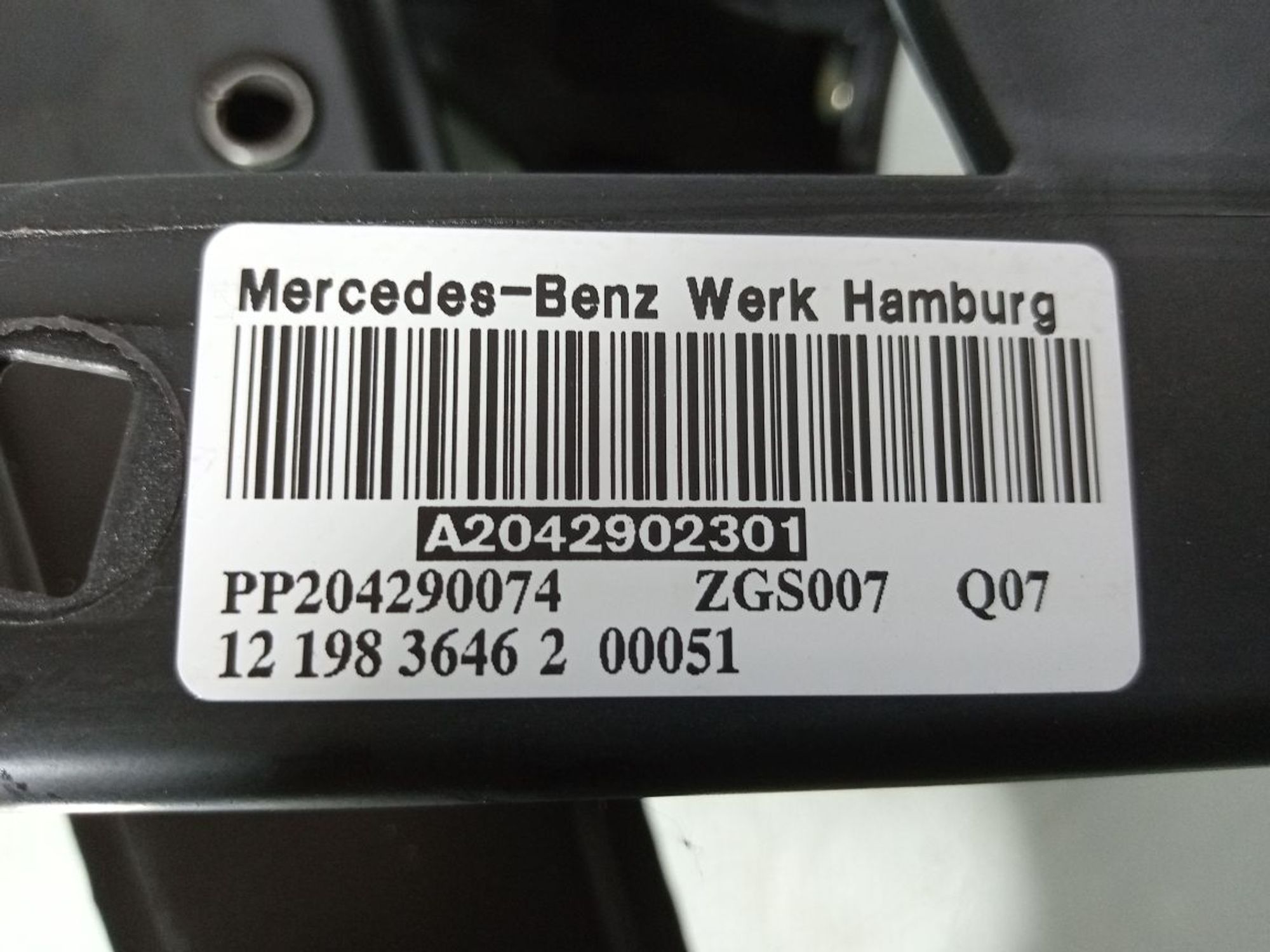 https://gcs.partsauto.market/rn-stockpro.appspot.com/thmbs/userImages/b7628e092085f1f91467af1afb6e7630/part/931664f8-8689-4107-a020-8191923f1179_1747336858464.jpg