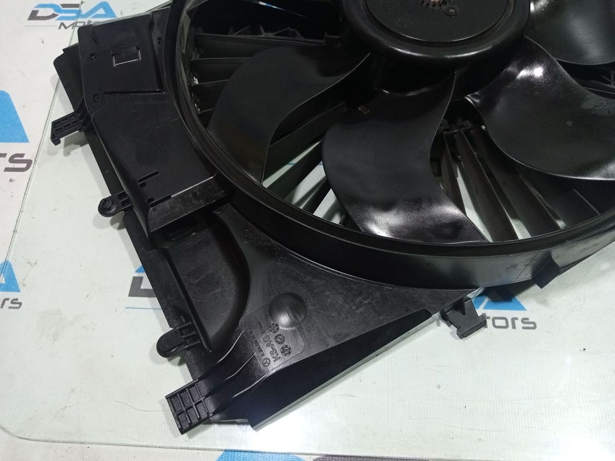 https://gcs.partsauto.market/rn-stockpro.appspot.com/thmbs/userImages/b7628e092085f1f91467af1afb6e7630/part/93914956-ddf4-4b12-809a-55171cb1d8d6_1748888550512.jpg