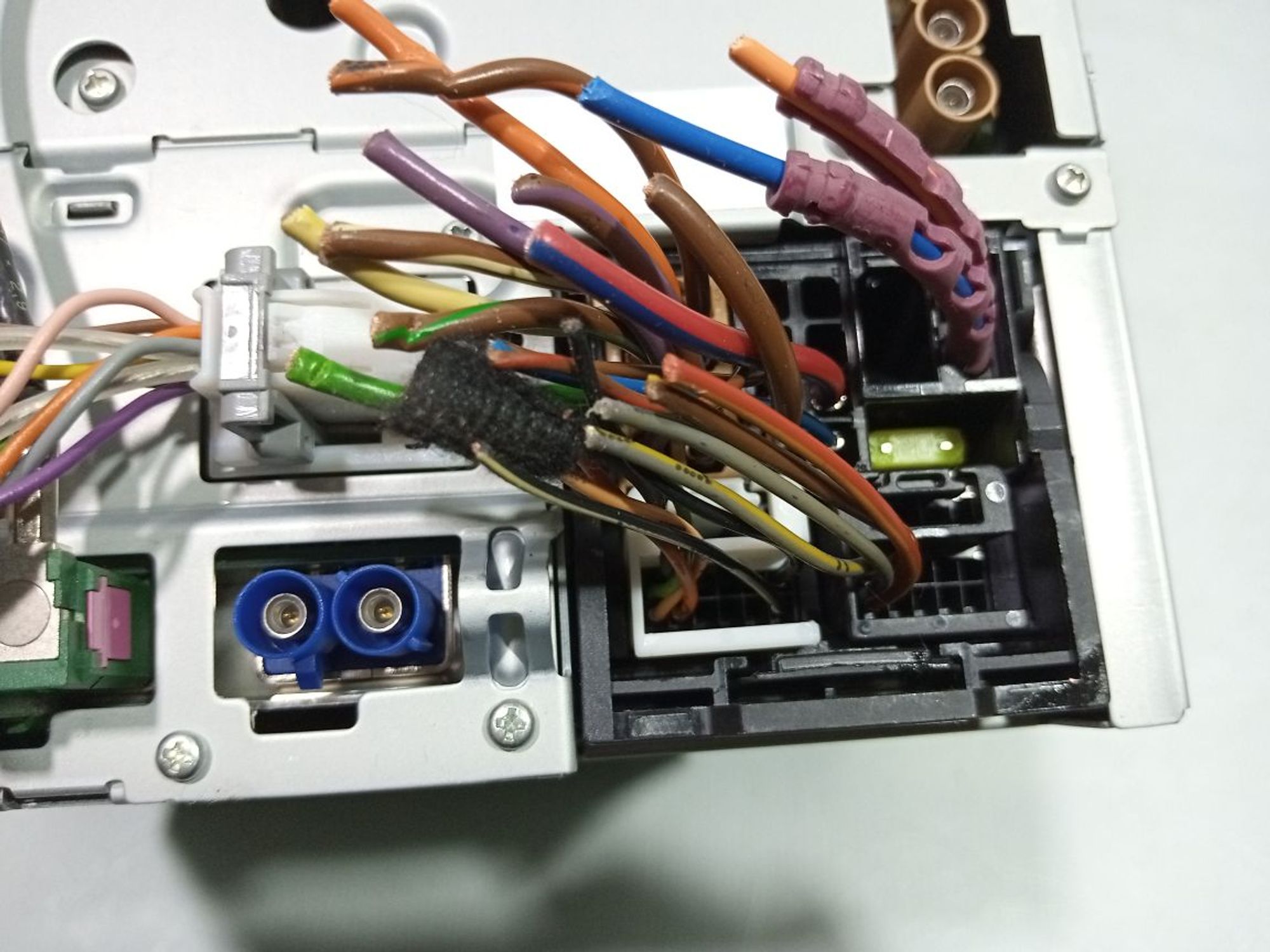 https://gcs.partsauto.market/rn-stockpro.appspot.com/thmbs/userImages/b7628e092085f1f91467af1afb6e7630/part/93c6d7e2-87f2-4293-a0cf-dda41d062c0d_1748161519995.jpg