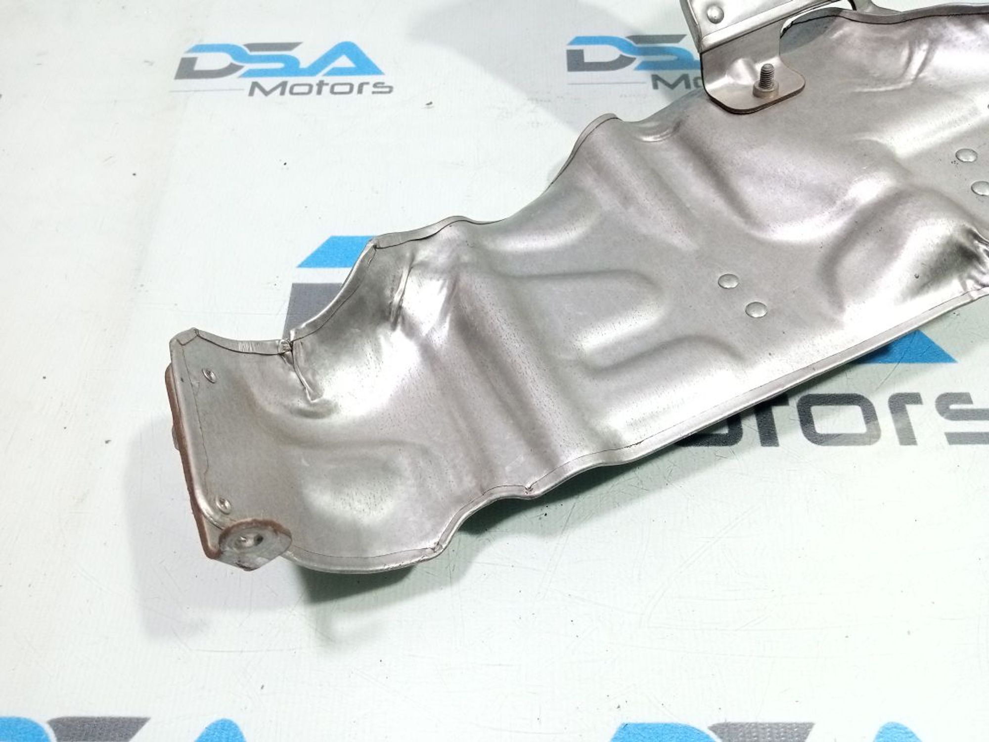 https://gcs.partsauto.market/rn-stockpro.appspot.com/thmbs/userImages/b7628e092085f1f91467af1afb6e7630/part/95ddc2e9-8155-499f-ad5e-78653eca0e0f_1748281233248.jpg