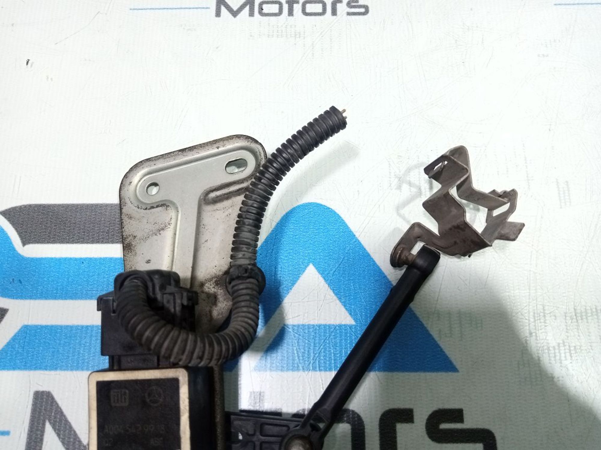 https://gcs.partsauto.market/rn-stockpro.appspot.com/thmbs/userImages/b7628e092085f1f91467af1afb6e7630/part/96f3305b-1dc8-416b-8ed1-26397d86b350_1747849354534.jpg