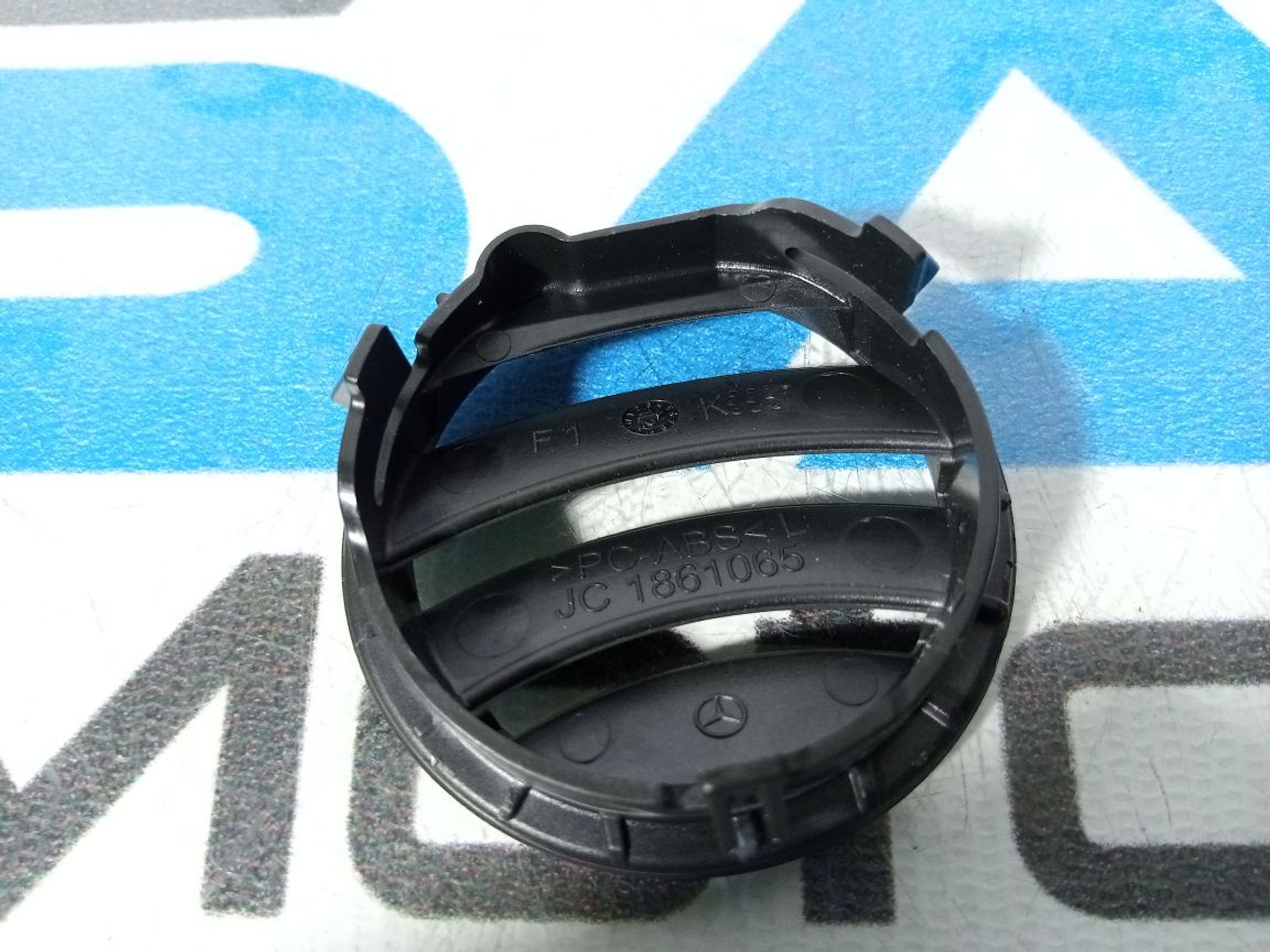 https://gcs.partsauto.market/rn-stockpro.appspot.com/thmbs/userImages/b7628e092085f1f91467af1afb6e7630/part/97b4fa39-adcc-4f11-b138-4c806fe711c3_1747719364742.jpg