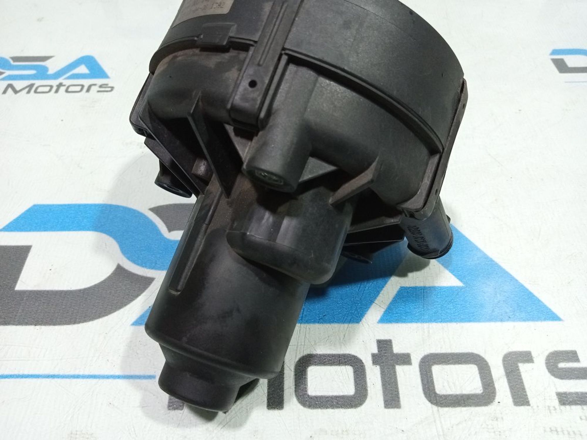 https://gcs.partsauto.market/rn-stockpro.appspot.com/thmbs/userImages/b7628e092085f1f91467af1afb6e7630/part/9921656a-91ee-4a96-80c2-6d0dbb245a81_1748868696866.jpg