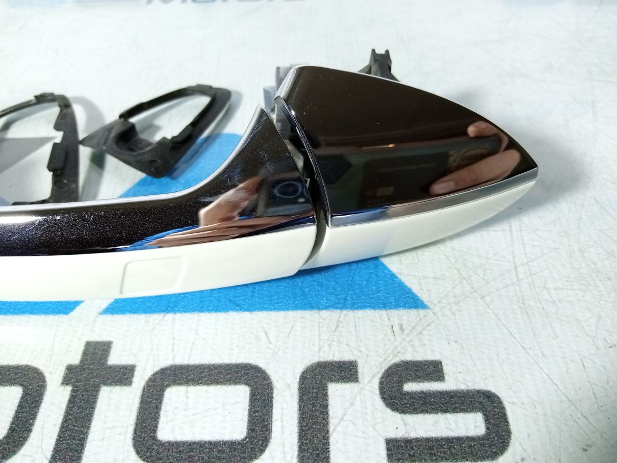 https://gcs.partsauto.market/rn-stockpro.appspot.com/thmbs/userImages/b7628e092085f1f91467af1afb6e7630/part/992af63a-09af-432c-8192-e9fe84edbee0_1745909570258.jpg