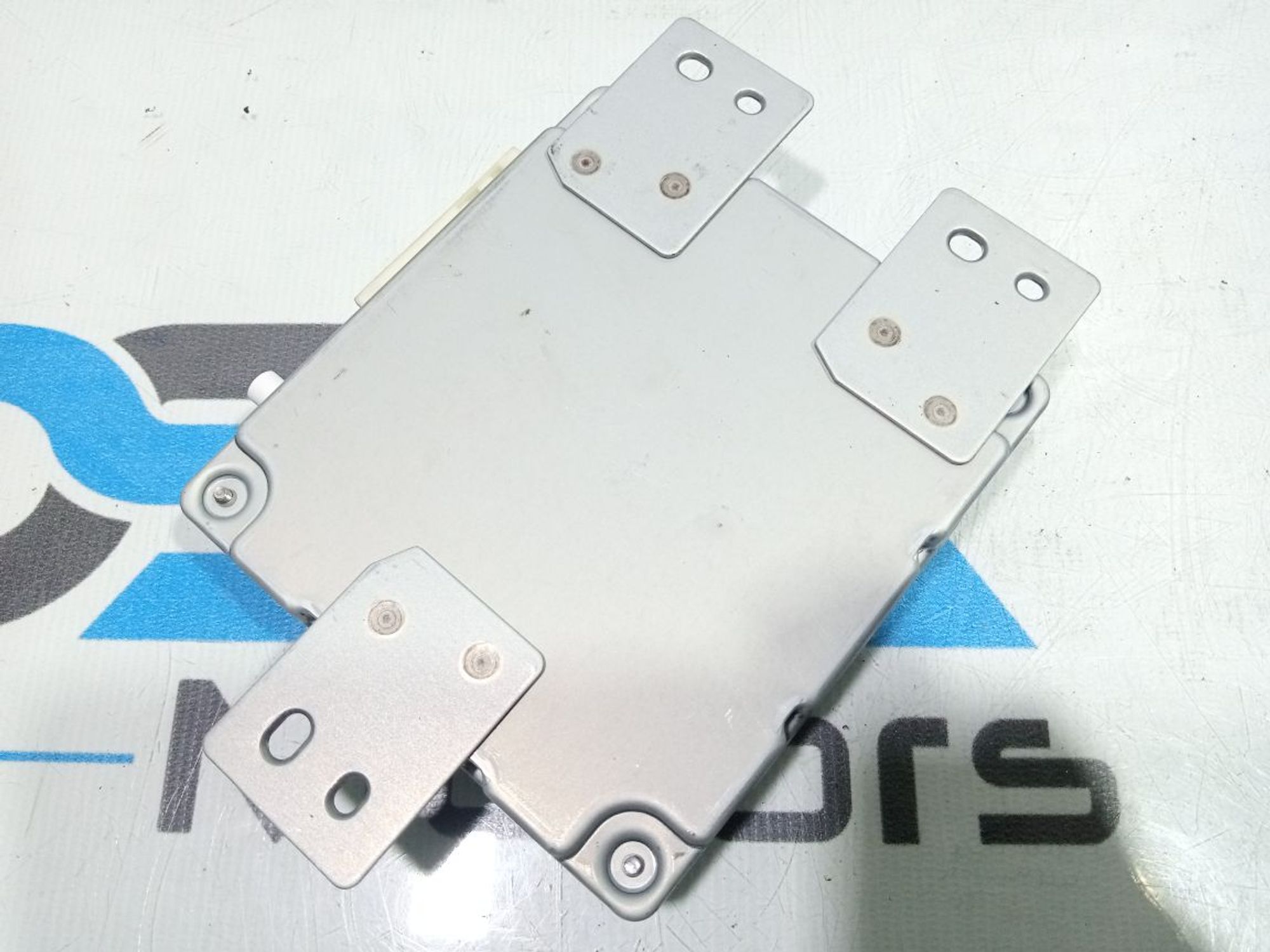 https://gcs.partsauto.market/rn-stockpro.appspot.com/thmbs/userImages/b7628e092085f1f91467af1afb6e7630/part/9a574f11-277e-4b3a-9e10-9a09039b9386_1748279488054.jpg
