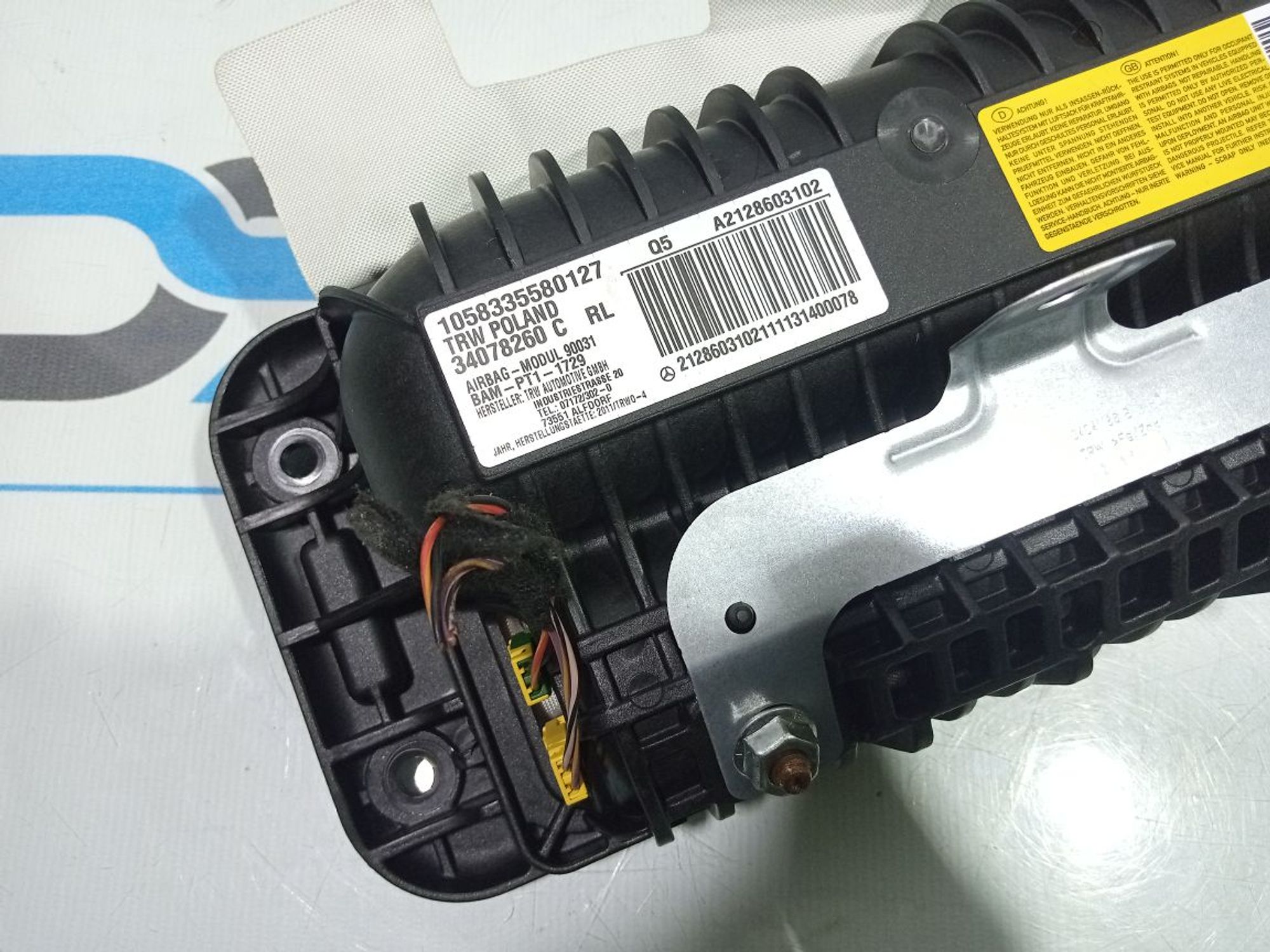 https://gcs.partsauto.market/rn-stockpro.appspot.com/thmbs/userImages/b7628e092085f1f91467af1afb6e7630/part/9bba7d27-70a2-4b5d-9a5c-874e4bcc9849_1748092613949.jpg