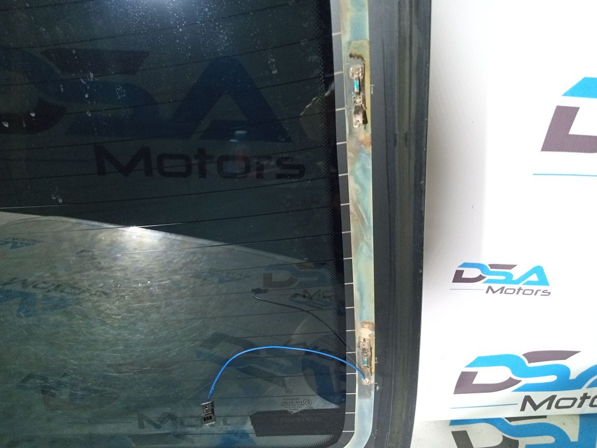 https://gcs.partsauto.market/rn-stockpro.appspot.com/thmbs/userImages/b7628e092085f1f91467af1afb6e7630/part/9c07317b-c91b-4087-b2b9-9ee5d0bafd3b_1747212304292.jpg