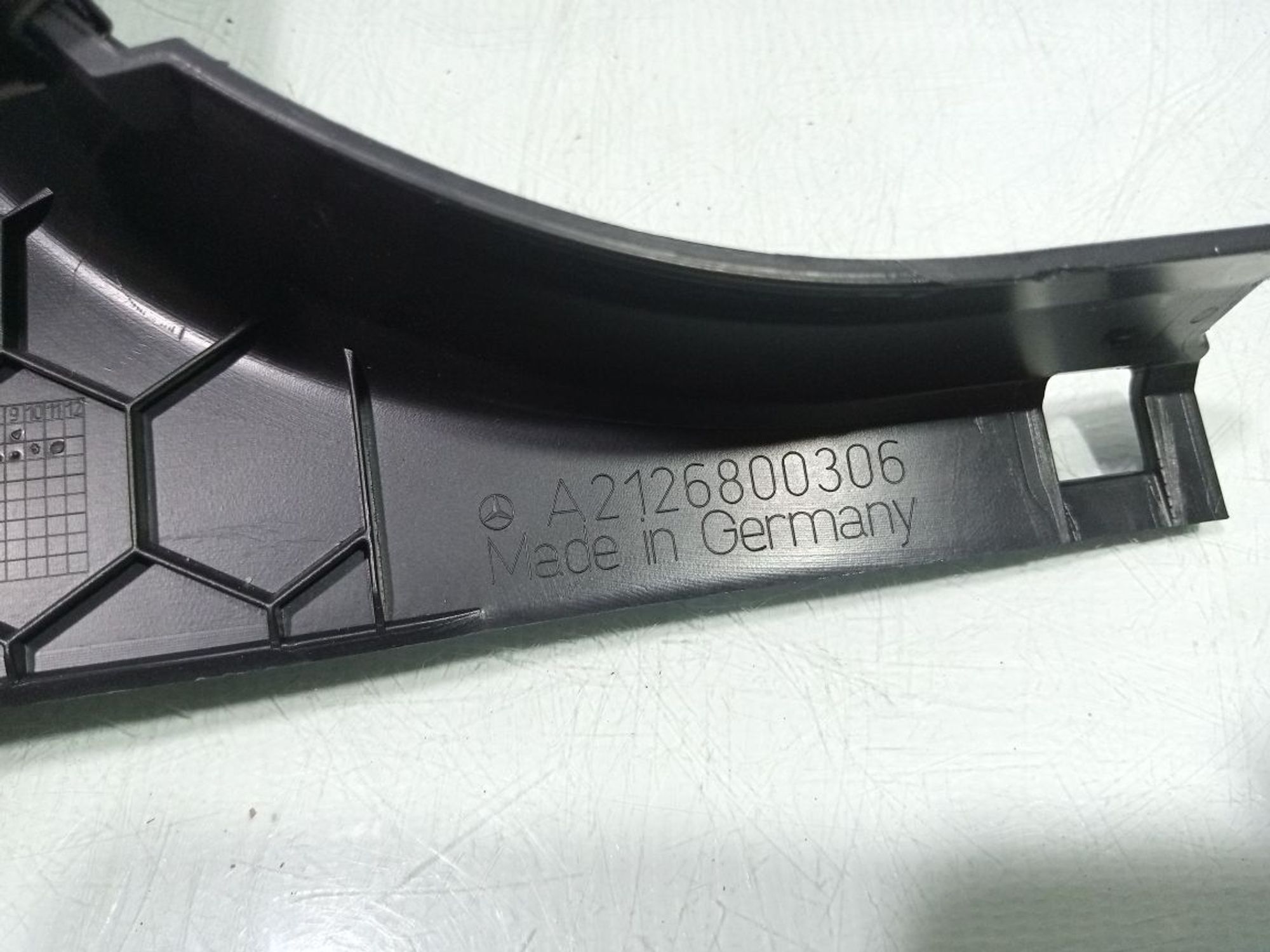 https://gcs.partsauto.market/rn-stockpro.appspot.com/thmbs/userImages/b7628e092085f1f91467af1afb6e7630/part/9c5d9726-63fb-46eb-bf25-573386c116d9_1748163417002.jpg