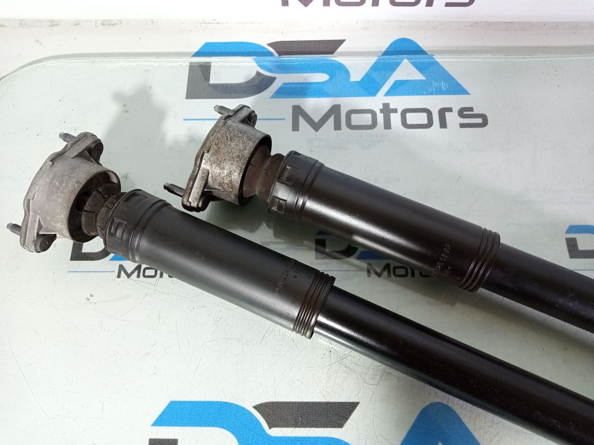 https://gcs.partsauto.market/rn-stockpro.appspot.com/thmbs/userImages/b7628e092085f1f91467af1afb6e7630/part/9d50510b-00fb-483f-9618-c0d7df083b4b_1747335882659.jpg