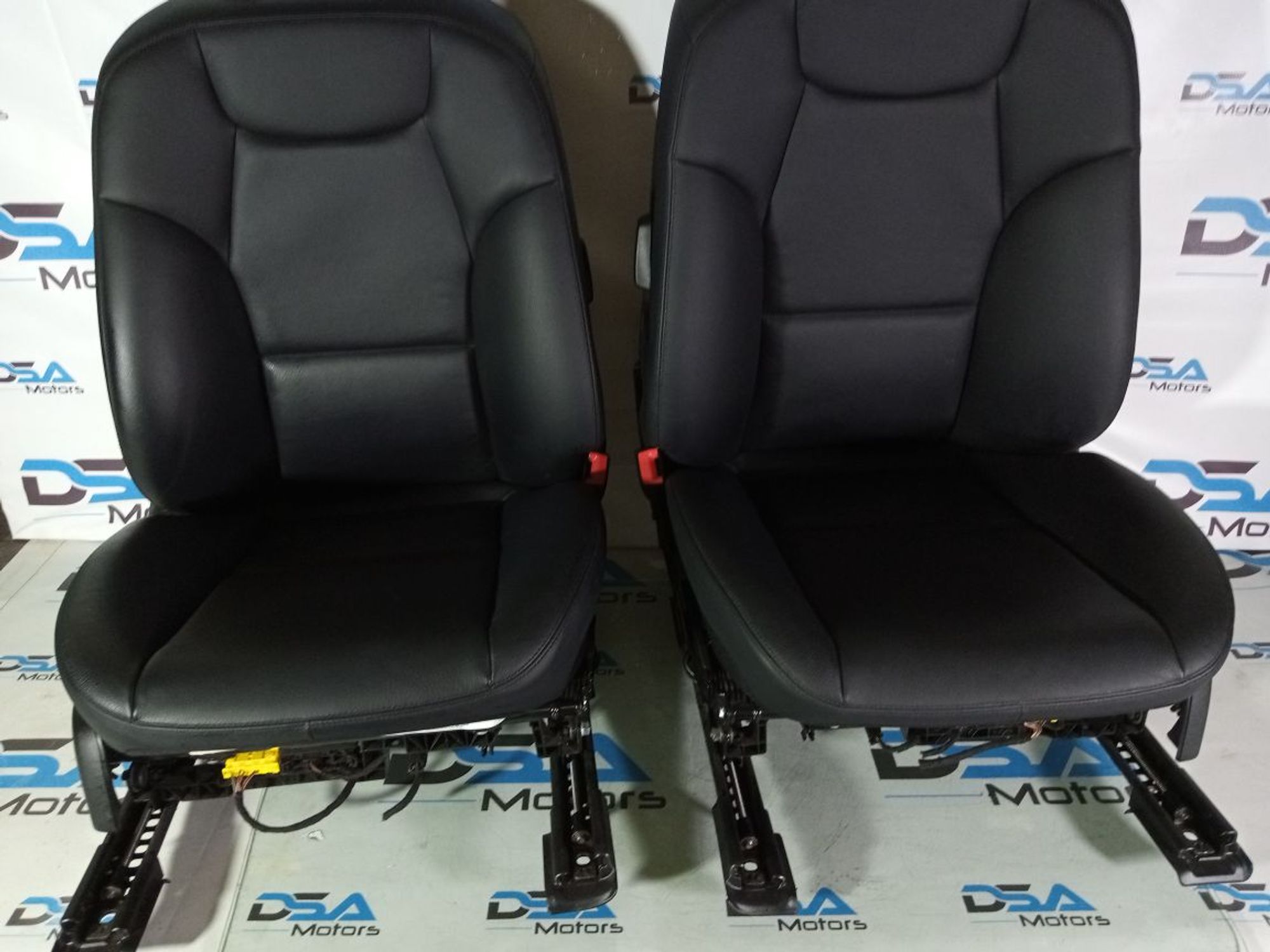 https://gcs.partsauto.market/rn-stockpro.appspot.com/thmbs/userImages/b7628e092085f1f91467af1afb6e7630/part/9e05fb97-7e13-4f12-aa54-0503532601fd_1745593854015.jpg