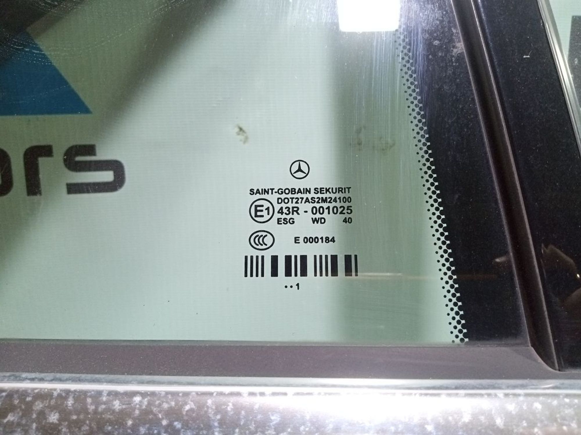 https://gcs.partsauto.market/rn-stockpro.appspot.com/thmbs/userImages/b7628e092085f1f91467af1afb6e7630/part/9e334c87-8e6d-431c-a239-0ad2596eb869_1748352996370.jpg