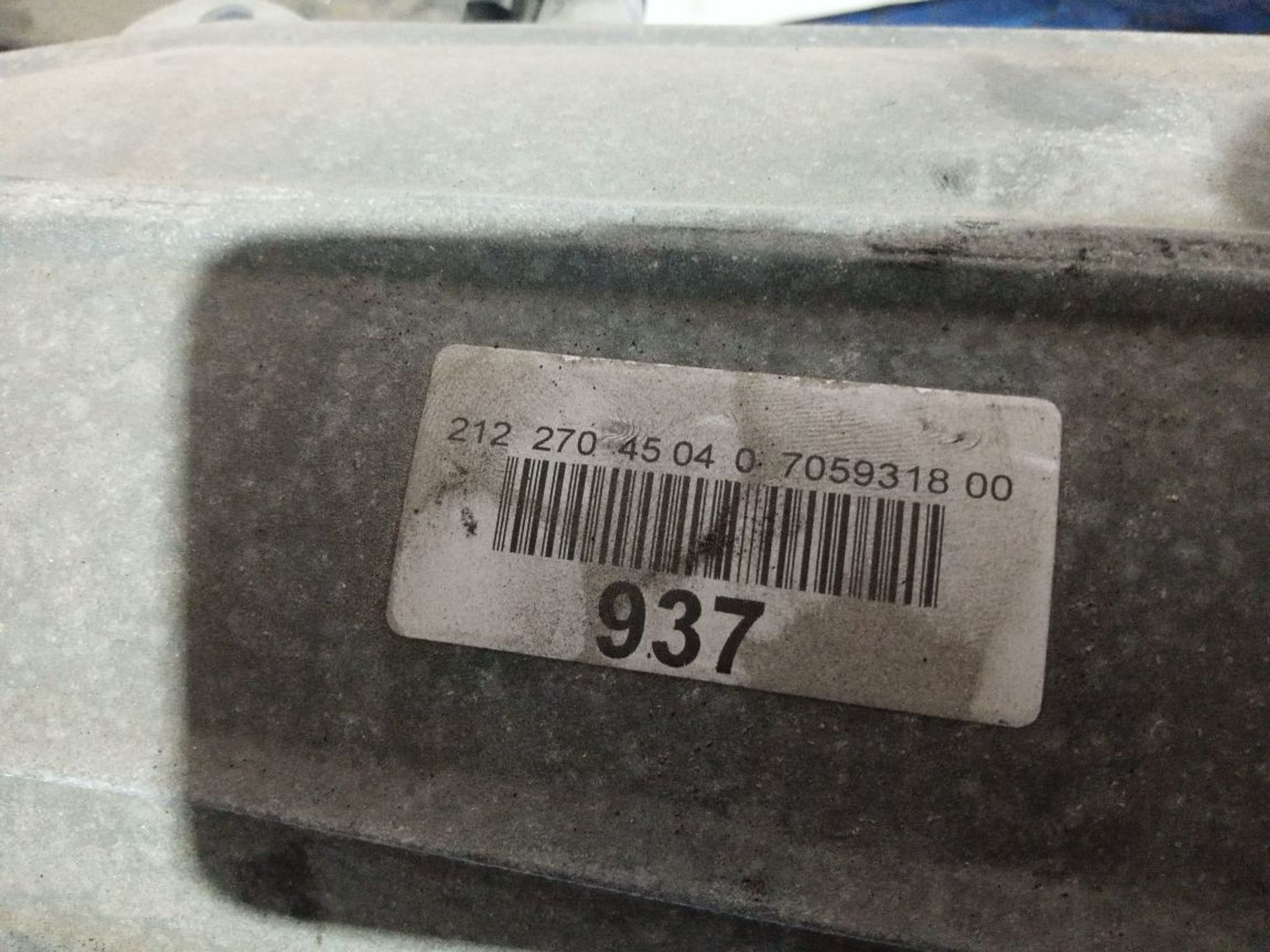 https://gcs.partsauto.market/rn-stockpro.appspot.com/thmbs/userImages/b7628e092085f1f91467af1afb6e7630/part/9e99f699-8aa0-4d7d-a86d-c85faaeb205f_1749019185529.jpg