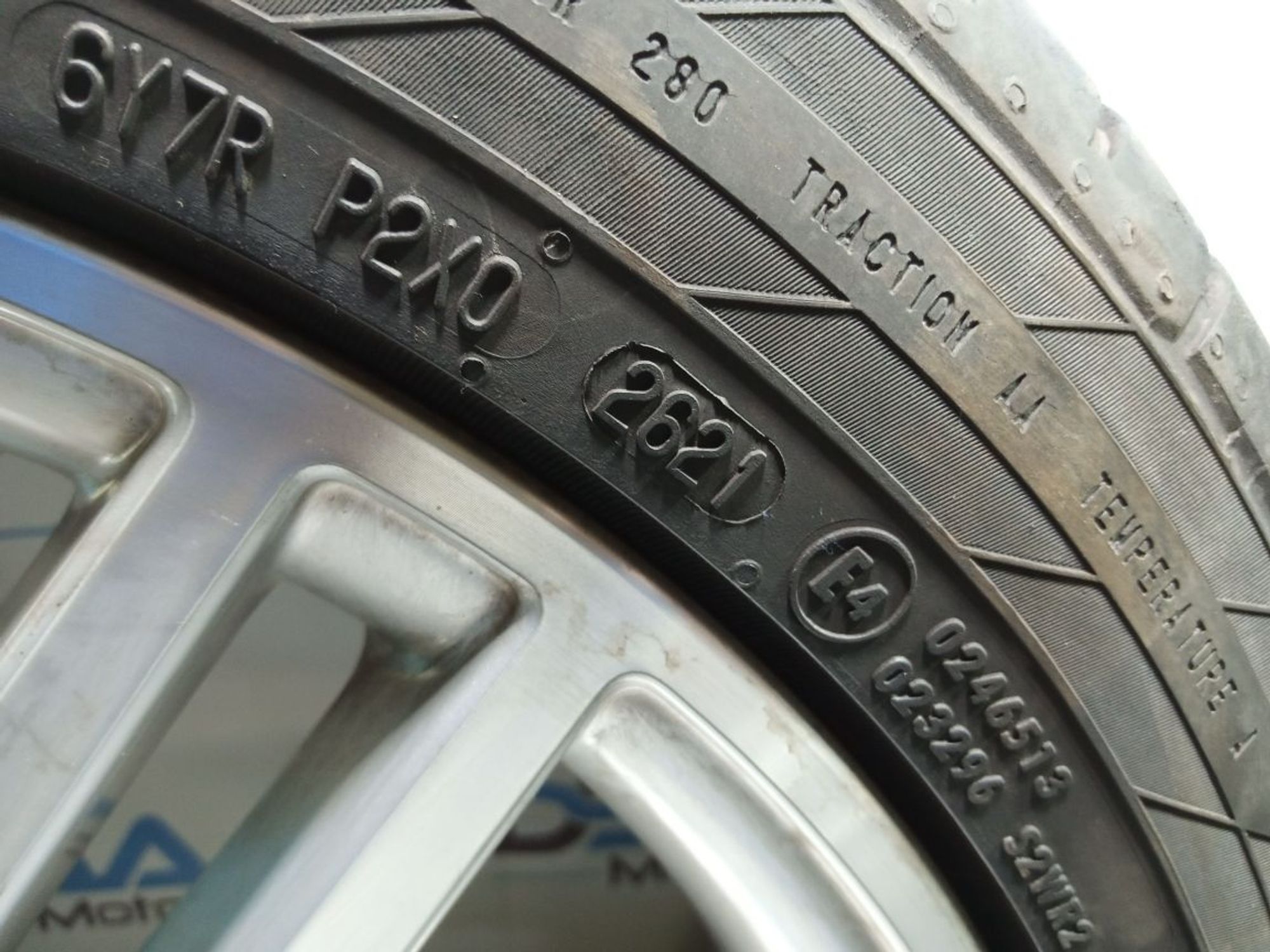 https://gcs.partsauto.market/rn-stockpro.appspot.com/thmbs/userImages/b7628e092085f1f91467af1afb6e7630/part/9f8ddd14-ecf9-4c63-9b41-b6244e6ffbd0_1747763037292.jpg