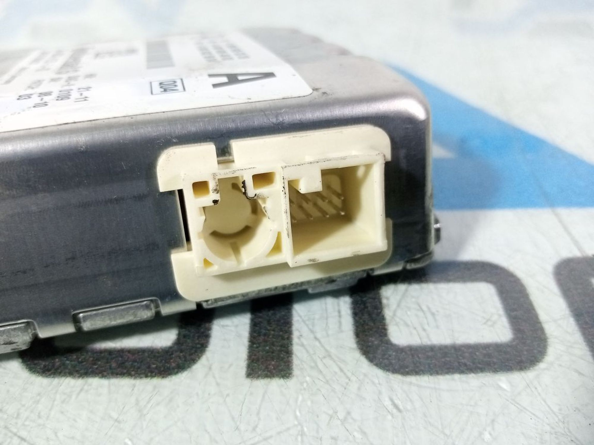 https://gcs.partsauto.market/rn-stockpro.appspot.com/thmbs/userImages/b7628e092085f1f91467af1afb6e7630/part/a00fa14e-82ac-45c3-807b-e99e0d1e6f7c_1747662336479.jpg