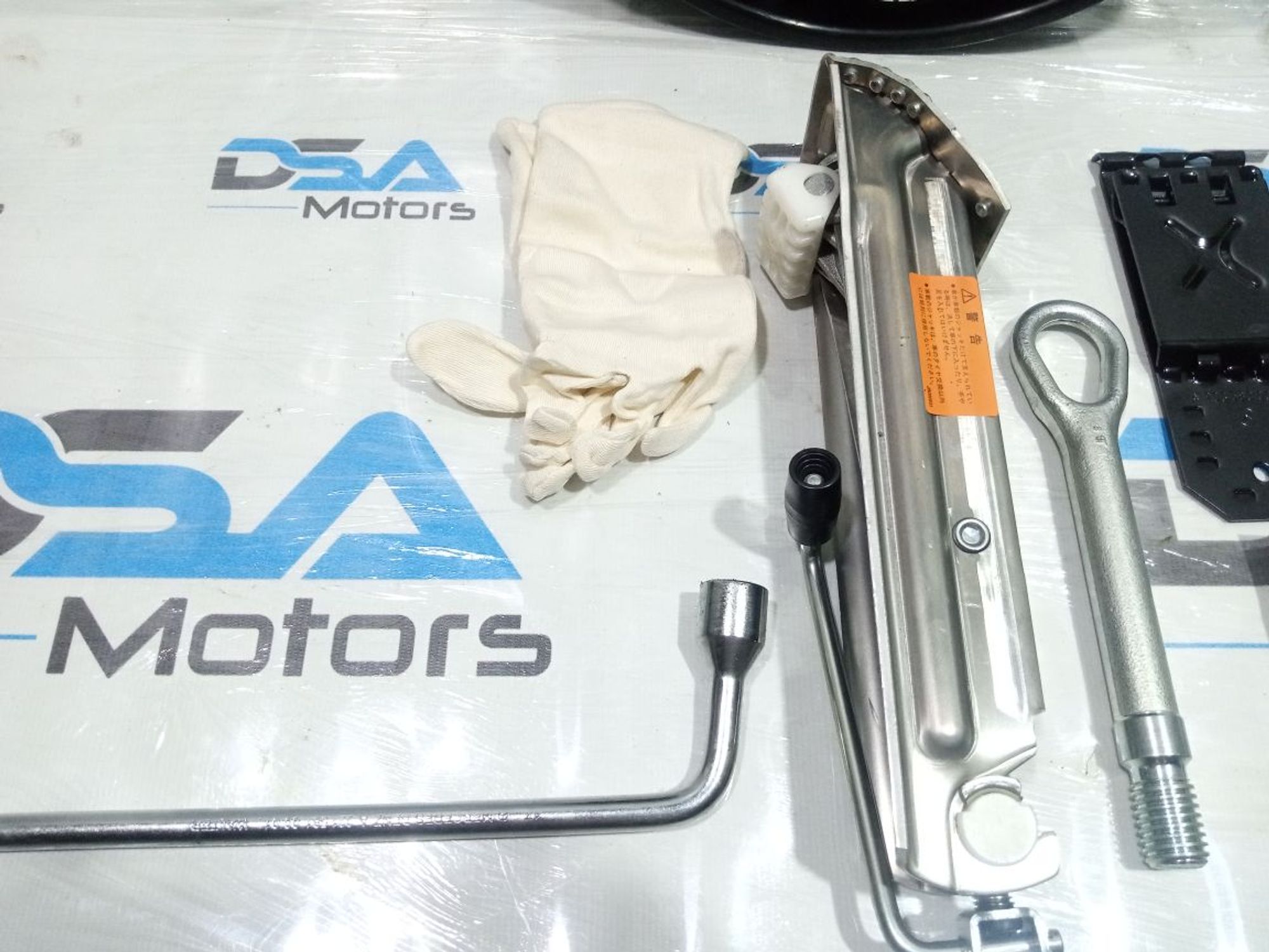 https://gcs.partsauto.market/rn-stockpro.appspot.com/thmbs/userImages/b7628e092085f1f91467af1afb6e7630/part/a09bb009-e2b9-437f-b422-d193ed511654_1749806130141.jpg