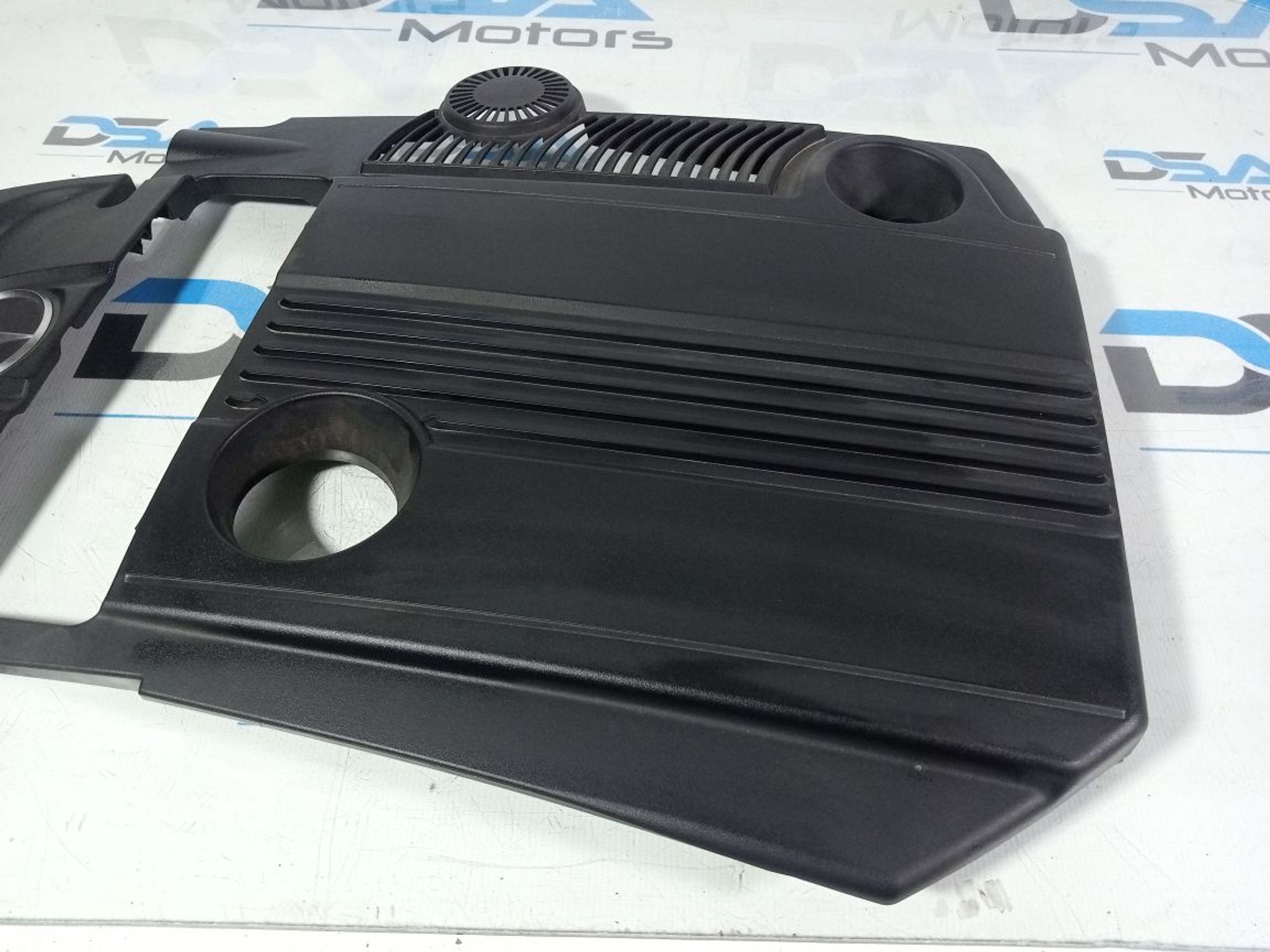 https://gcs.partsauto.market/rn-stockpro.appspot.com/thmbs/userImages/b7628e092085f1f91467af1afb6e7630/part/a0c9d47a-cb5e-4139-b1de-1a15b4f07d60_1747628622966.jpg