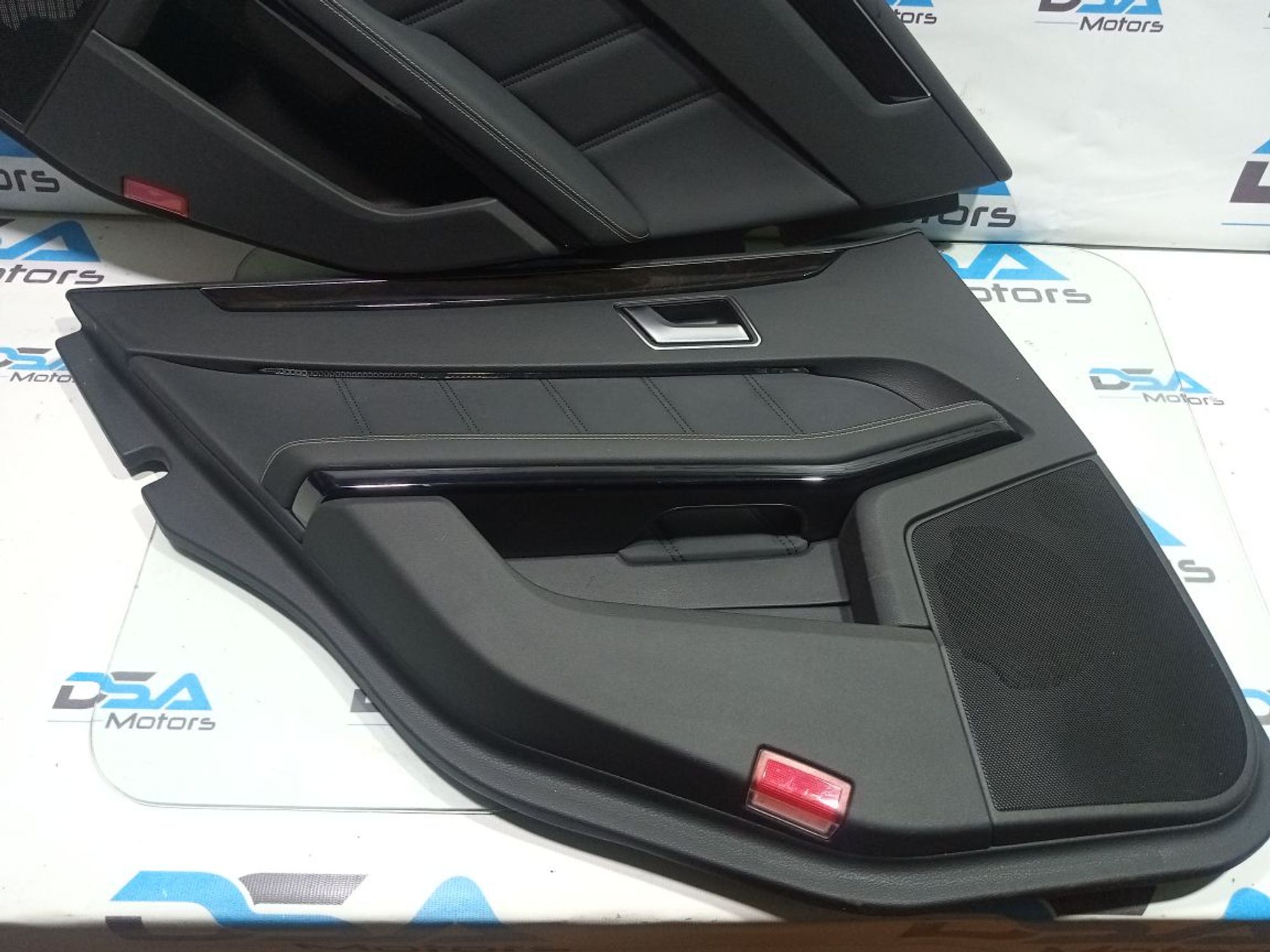 https://gcs.partsauto.market/rn-stockpro.appspot.com/thmbs/userImages/b7628e092085f1f91467af1afb6e7630/part/a12222c7-3d4b-4806-a4c9-7afe457124ff_1747848373984.jpg