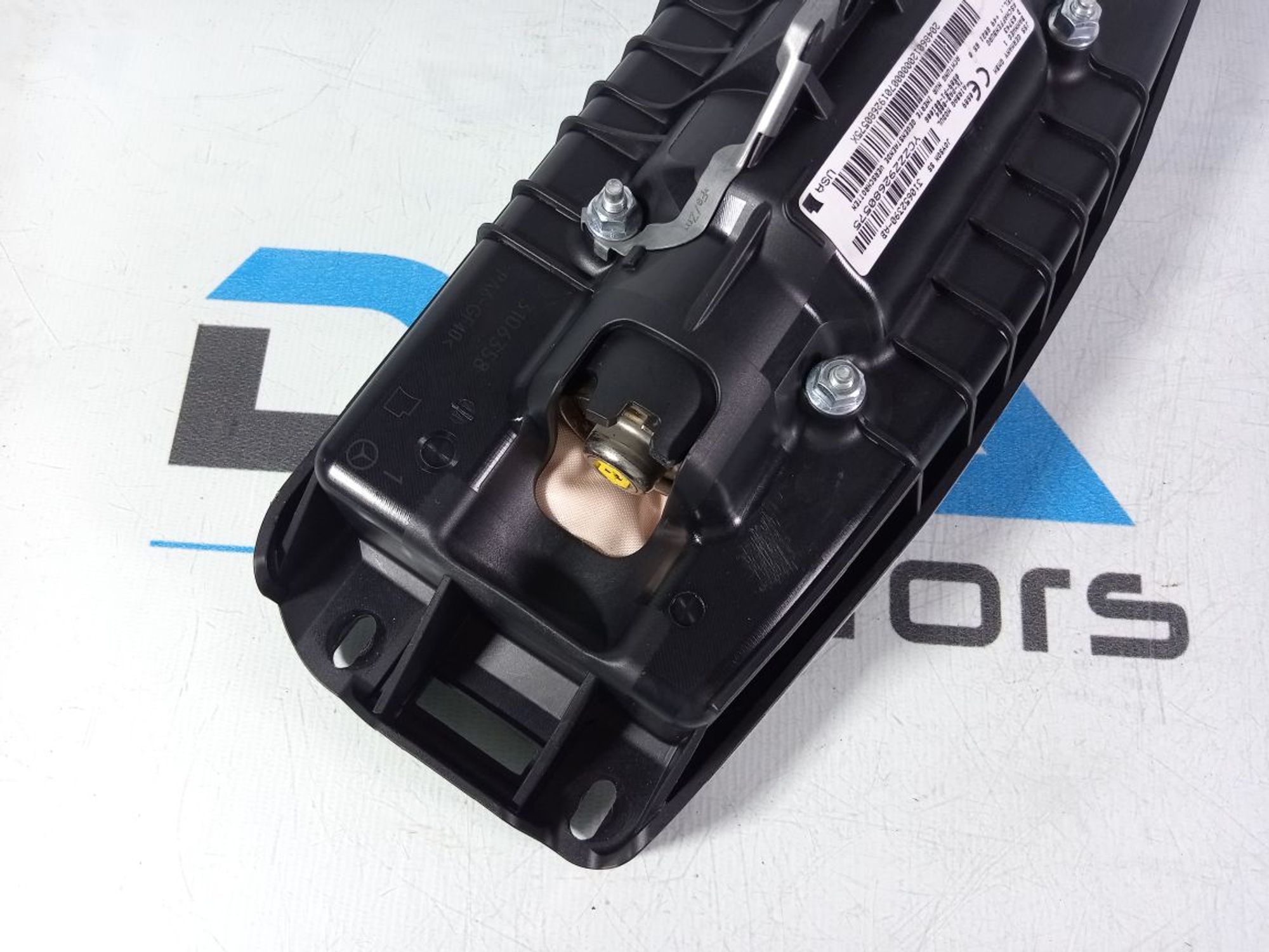 https://gcs.partsauto.market/rn-stockpro.appspot.com/thmbs/userImages/b7628e092085f1f91467af1afb6e7630/part/a26b3715-3bd3-4545-8e5b-f1d420f4281b_1746539054671.jpg