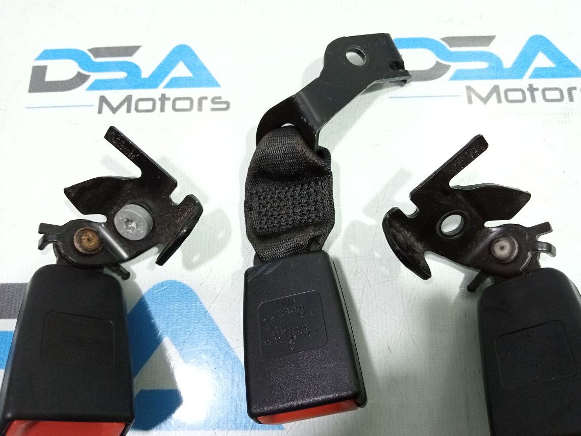 https://gcs.partsauto.market/rn-stockpro.appspot.com/thmbs/userImages/b7628e092085f1f91467af1afb6e7630/part/a29a2e34-e787-4b3f-93a7-09843b779ed4_1748160661562.jpg