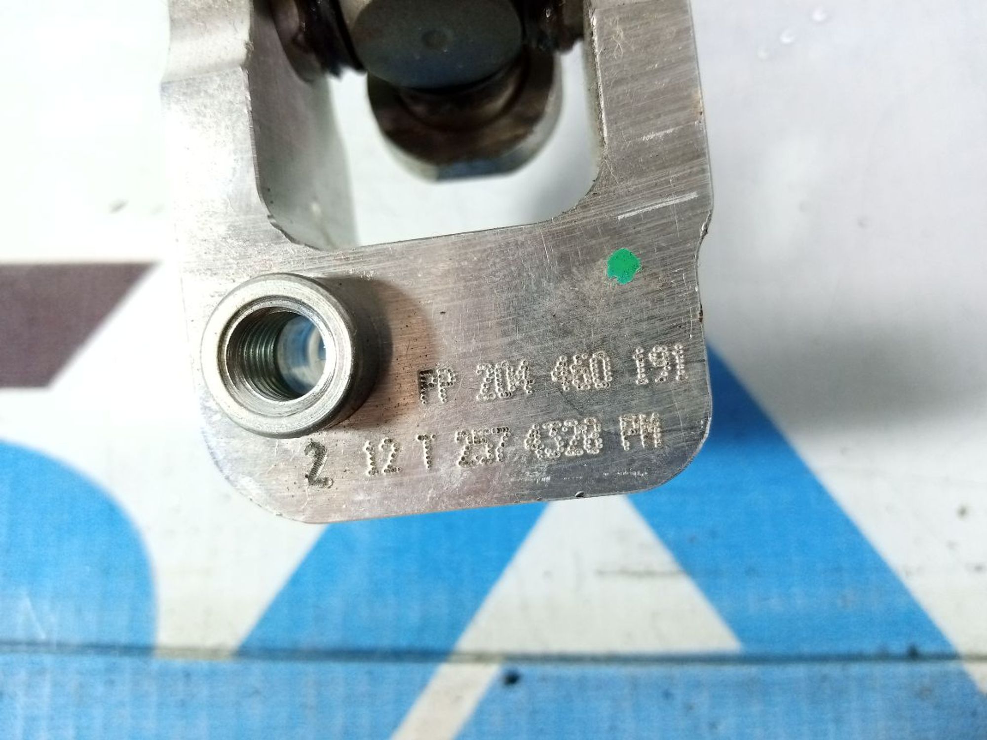 https://gcs.partsauto.market/rn-stockpro.appspot.com/thmbs/userImages/b7628e092085f1f91467af1afb6e7630/part/a313c716-7d53-449f-897f-37bb1e7b4af0_1737197086647.jpg