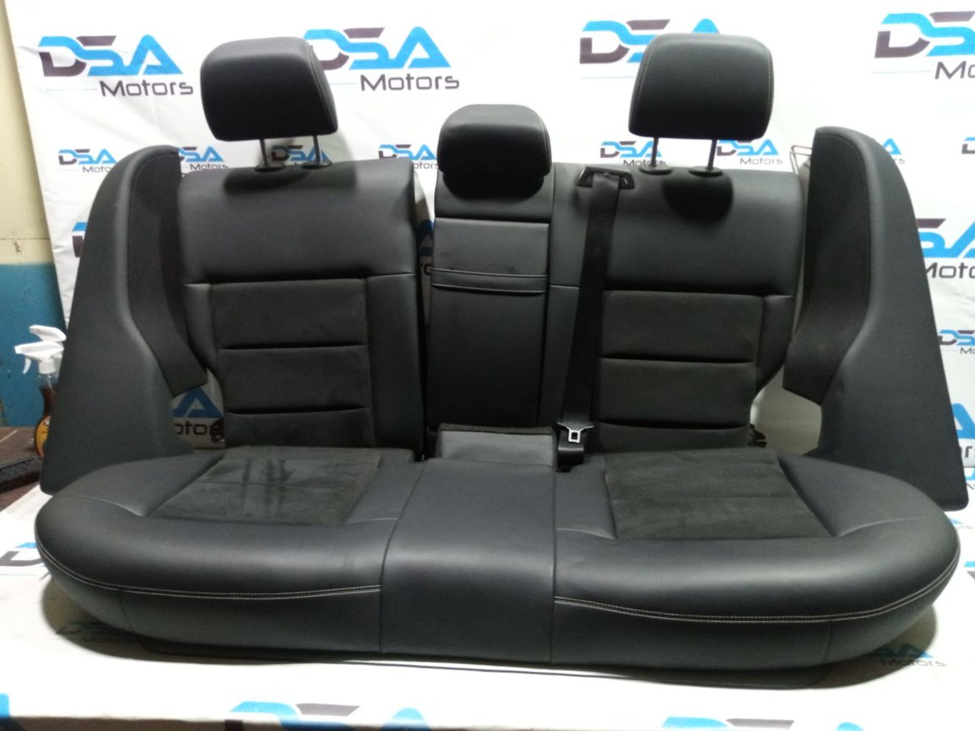 https://gcs.partsauto.market/rn-stockpro.appspot.com/thmbs/userImages/b7628e092085f1f91467af1afb6e7630/part/a3bafdce-ac12-4d33-a18c-69e1f9874184_1749037437614.jpg