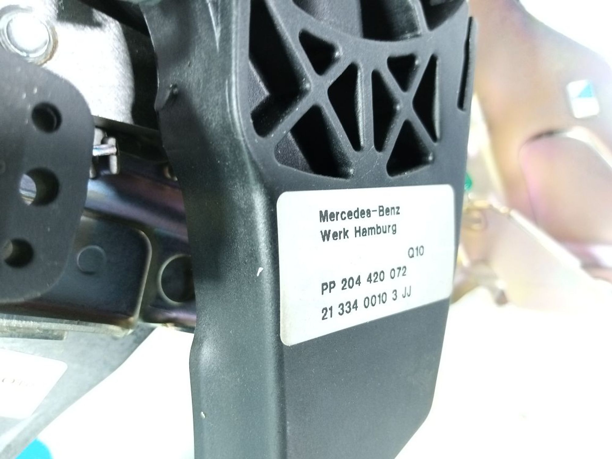 https://gcs.partsauto.market/rn-stockpro.appspot.com/thmbs/userImages/b7628e092085f1f91467af1afb6e7630/part/a4898493-04b2-4cfa-adda-f417c5ad67a8_1747024016973.jpg