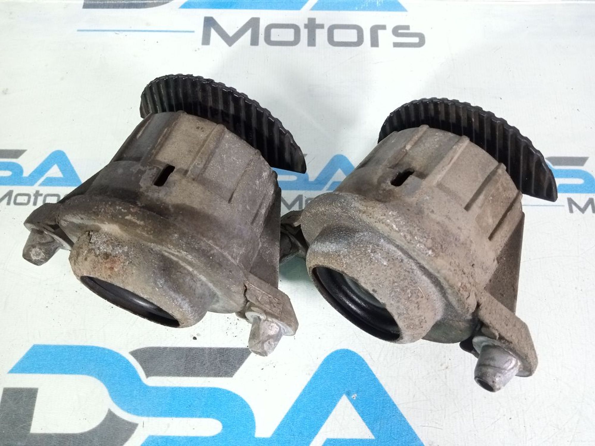 https://gcs.partsauto.market/rn-stockpro.appspot.com/thmbs/userImages/b7628e092085f1f91467af1afb6e7630/part/a561591b-e695-4914-8e20-febc62b92117_1743947840874.jpg
