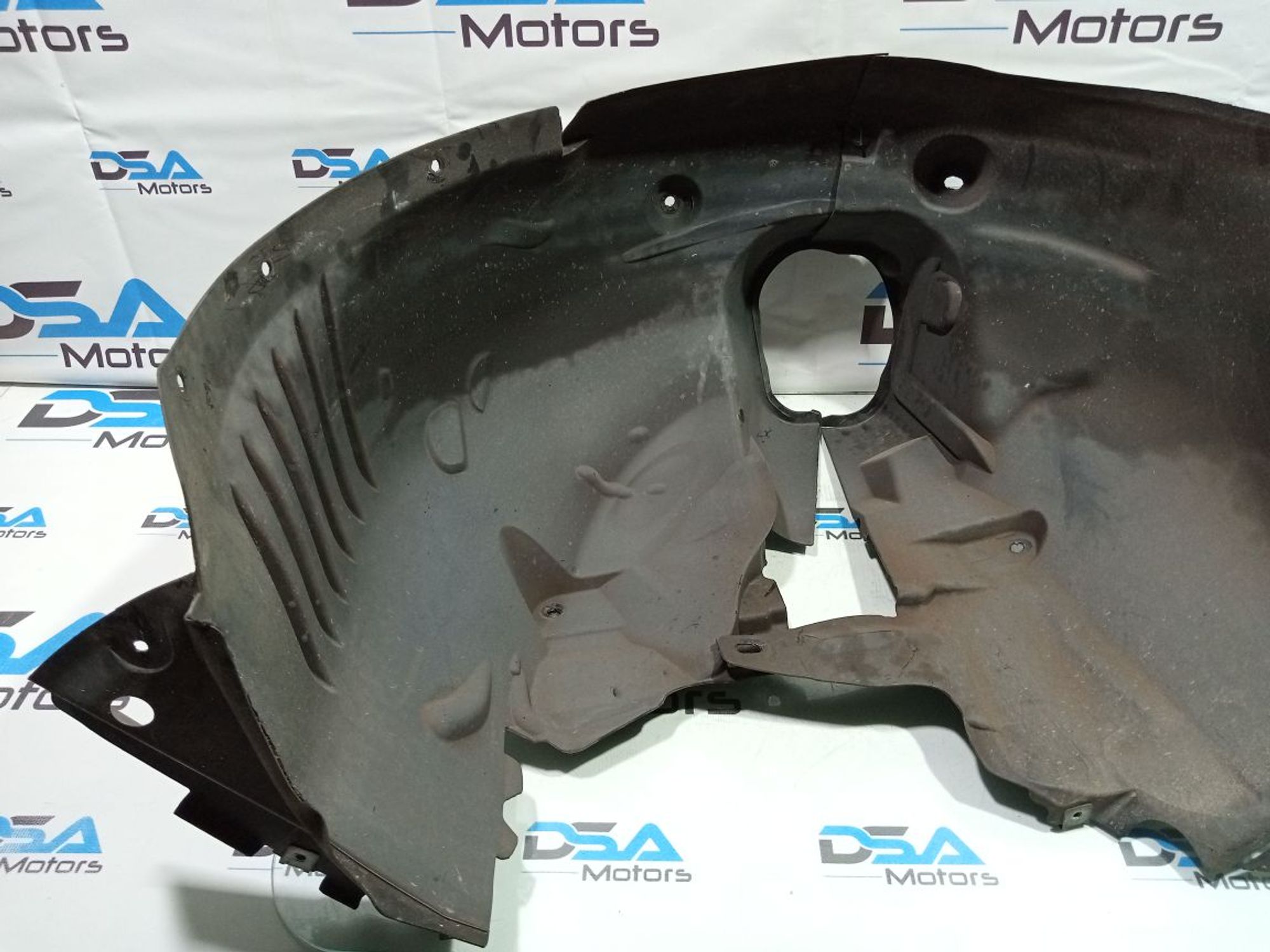 https://gcs.partsauto.market/rn-stockpro.appspot.com/thmbs/userImages/b7628e092085f1f91467af1afb6e7630/part/a5693022-3d98-4c3c-8558-124480c9a14c_1747758521013.jpg
