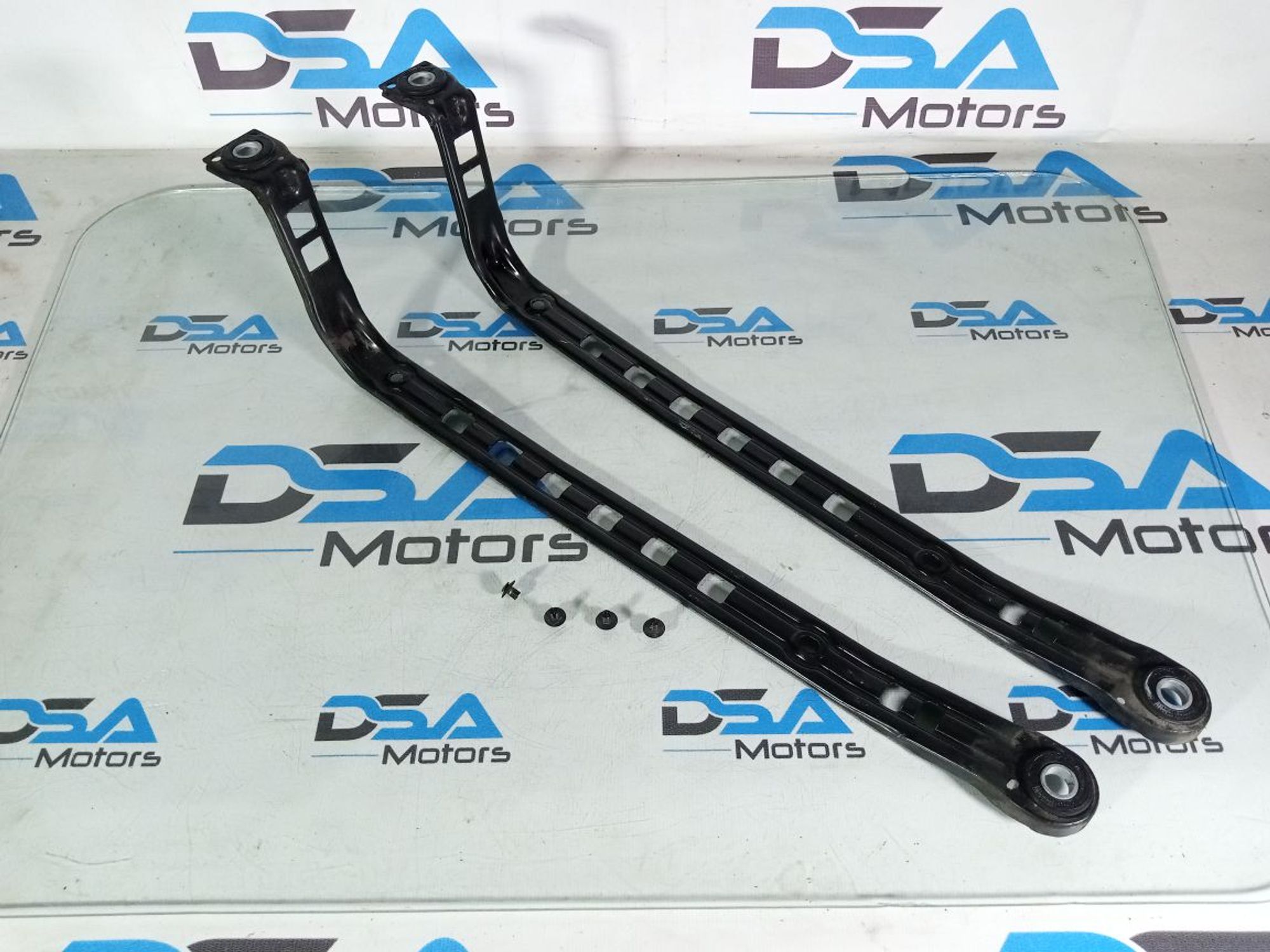 https://gcs.partsauto.market/rn-stockpro.appspot.com/thmbs/userImages/b7628e092085f1f91467af1afb6e7630/part/a580feee-7a91-4a4a-9931-986997161f99_1746960148722.jpg
