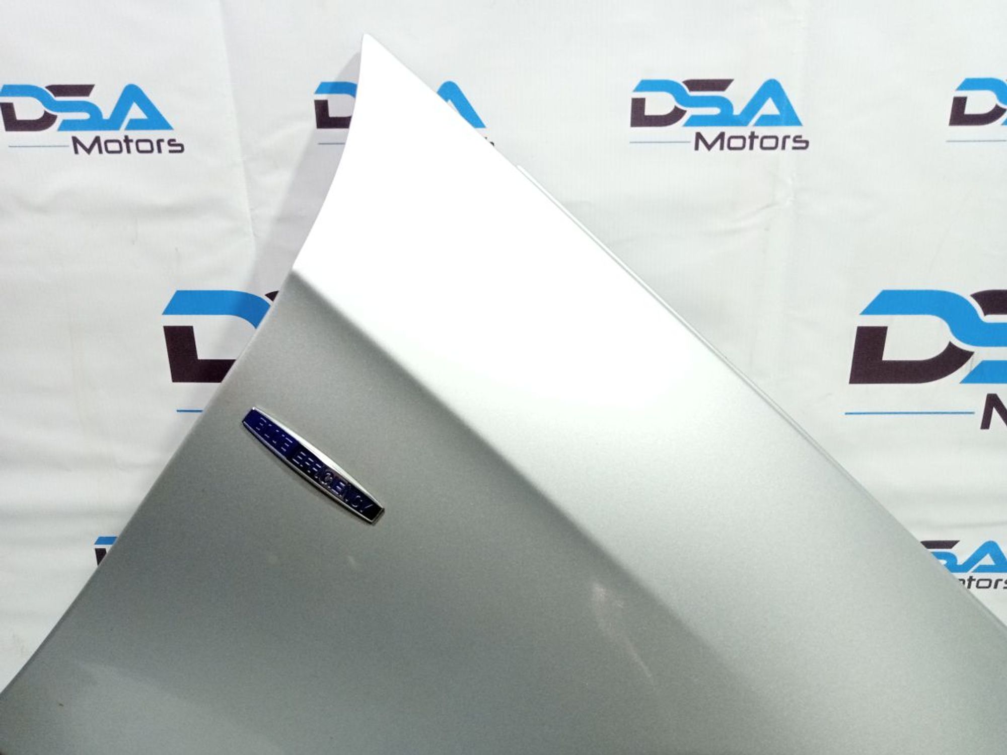 https://gcs.partsauto.market/rn-stockpro.appspot.com/thmbs/userImages/b7628e092085f1f91467af1afb6e7630/part/a6e65ac7-8f90-4142-9dcf-8abc95217531_1748410771549.jpg