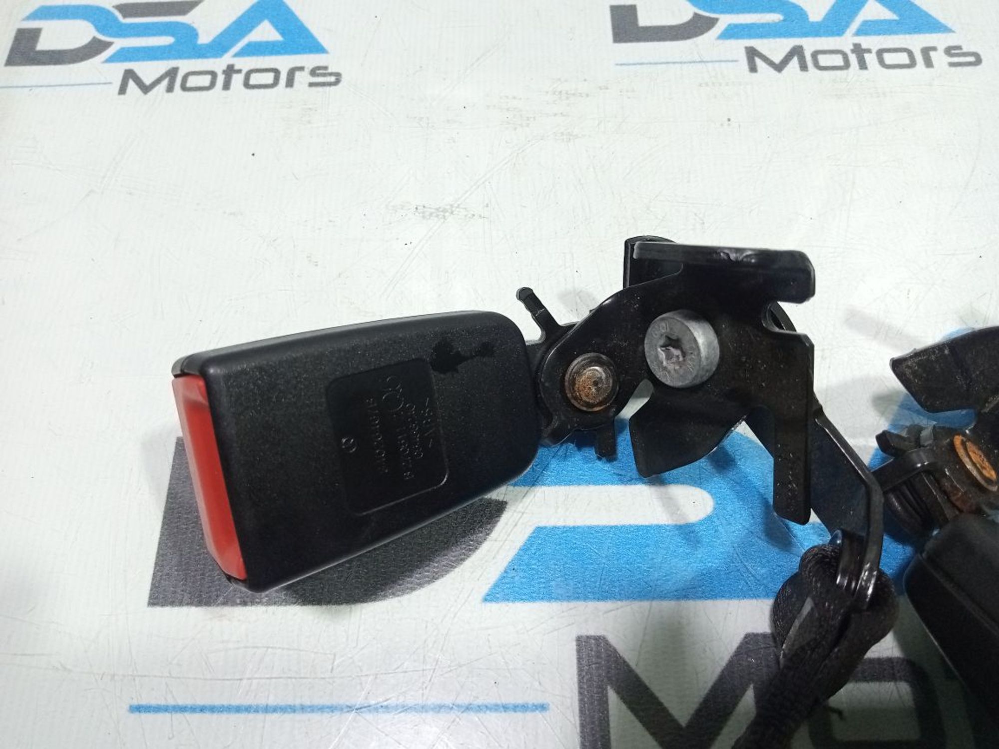 https://gcs.partsauto.market/rn-stockpro.appspot.com/thmbs/userImages/b7628e092085f1f91467af1afb6e7630/part/a7772c45-6fff-4443-a84c-3eeced00adf0_1748850078576.jpg
