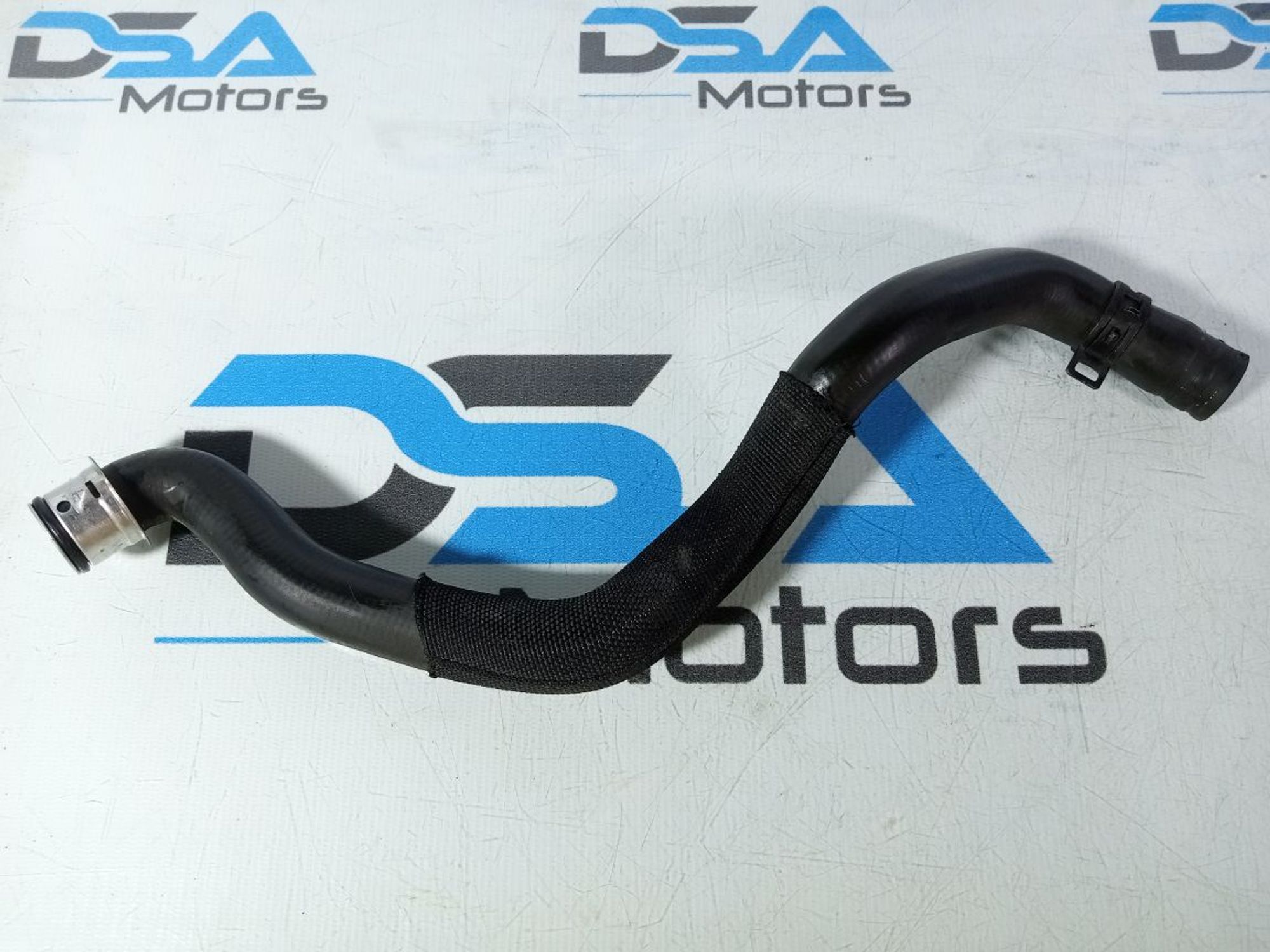 https://gcs.partsauto.market/rn-stockpro.appspot.com/thmbs/userImages/b7628e092085f1f91467af1afb6e7630/part/a8a4d7e4-fd5f-4ab9-9cee-d80e04dbbea6_1746166879444.jpg