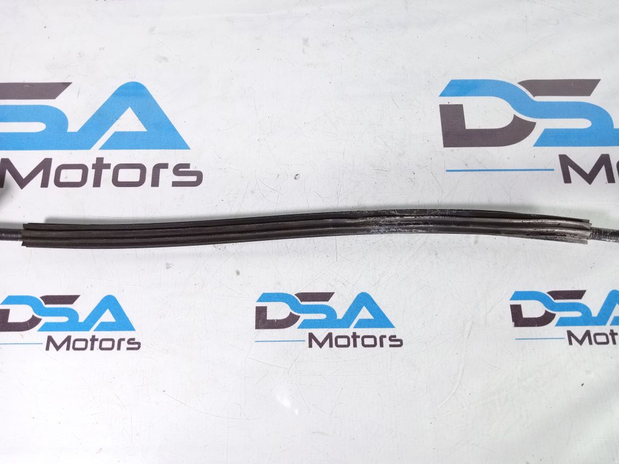 https://gcs.partsauto.market/rn-stockpro.appspot.com/thmbs/userImages/b7628e092085f1f91467af1afb6e7630/part/a8d29b14-6b35-4747-9ffe-f8350a841a75_1735900165299.jpg