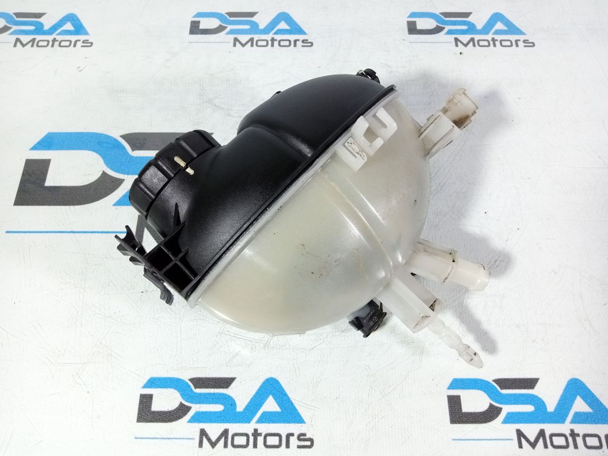 https://gcs.partsauto.market/rn-stockpro.appspot.com/thmbs/userImages/b7628e092085f1f91467af1afb6e7630/part/a909a8c2-d4ff-48f9-82d5-965029710564_1747628775011.jpg