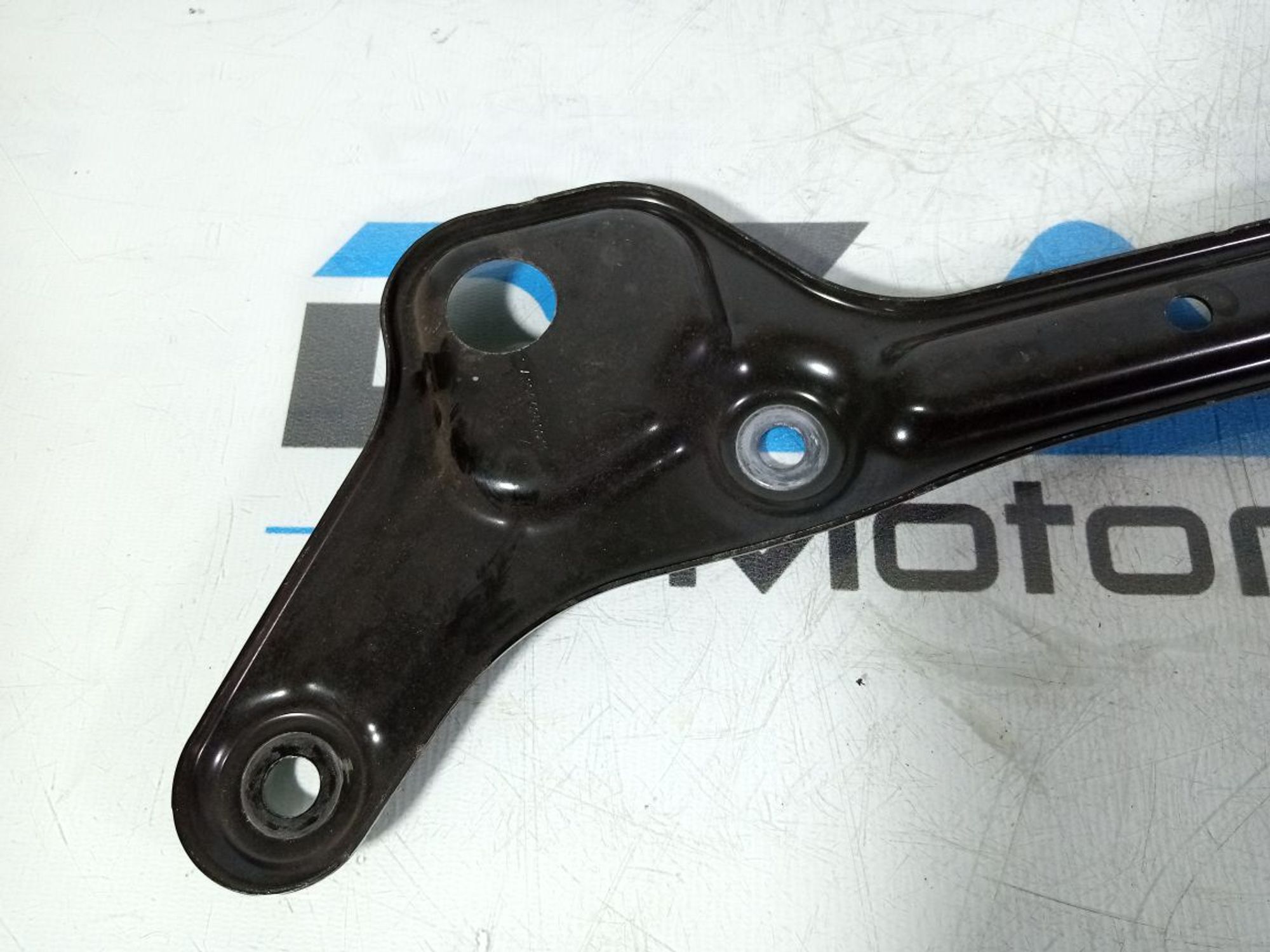 https://gcs.partsauto.market/rn-stockpro.appspot.com/thmbs/userImages/b7628e092085f1f91467af1afb6e7630/part/a9f7bac6-cd47-45e8-b647-8158dcc1affd_1747630054508.jpg