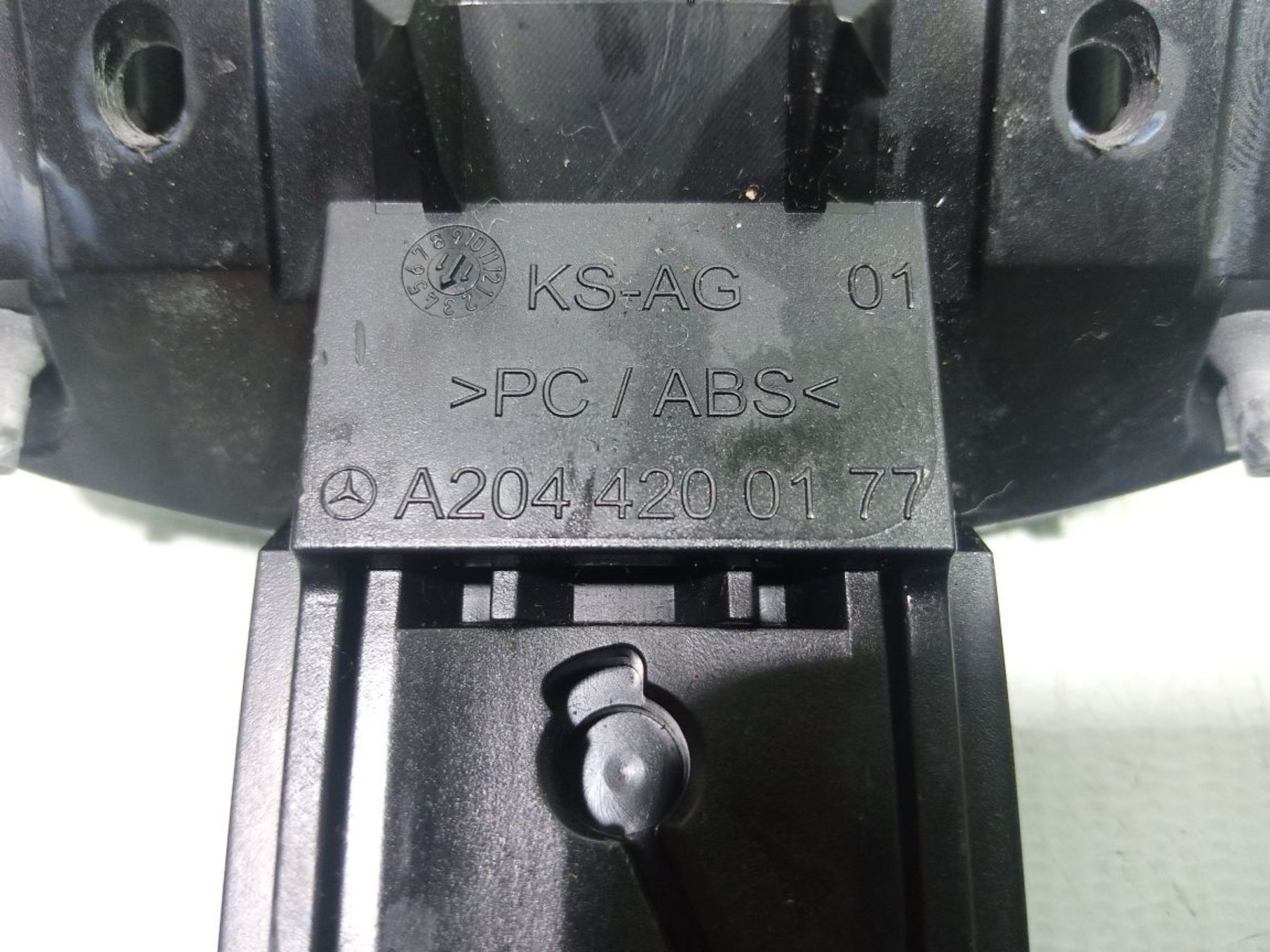 https://gcs.partsauto.market/rn-stockpro.appspot.com/thmbs/userImages/b7628e092085f1f91467af1afb6e7630/part/aa33cbb5-5a45-47a0-b052-e0d3b9730b50_1748869516787.jpg