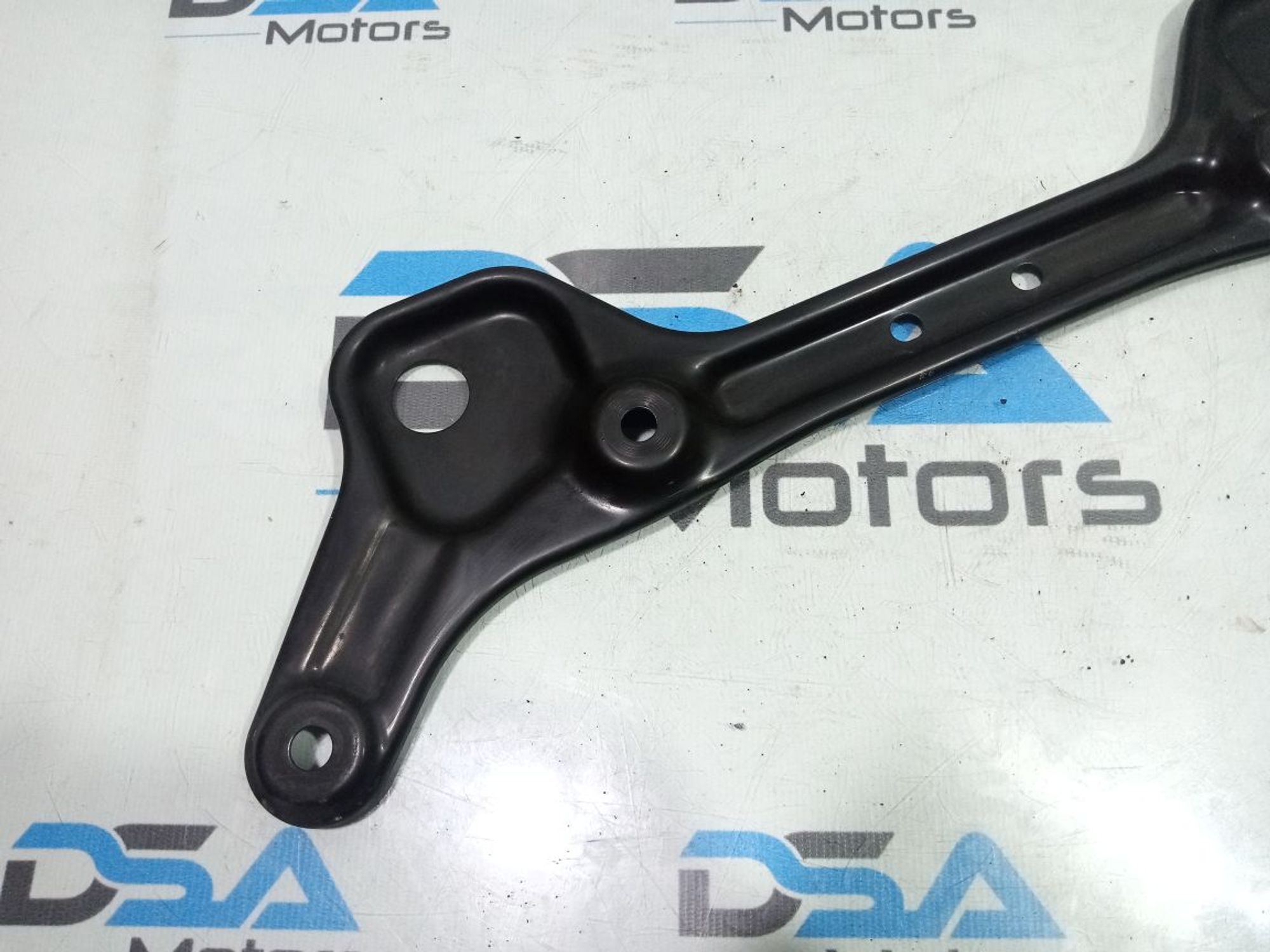 https://gcs.partsauto.market/rn-stockpro.appspot.com/thmbs/userImages/b7628e092085f1f91467af1afb6e7630/part/aab4b827-fc02-483b-a710-92a77ab412a2_1748894628353.jpg