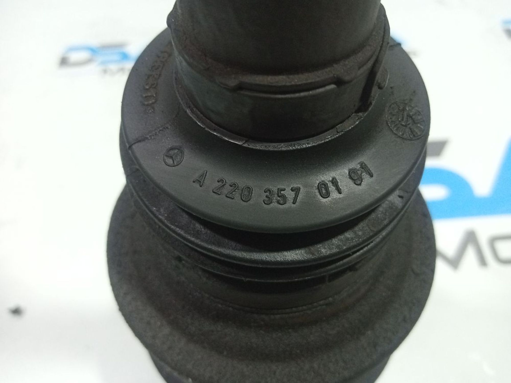 https://gcs.partsauto.market/rn-stockpro.appspot.com/thmbs/userImages/b7628e092085f1f91467af1afb6e7630/part/aaebece9-b07f-4dd2-9f3b-ca170146a24f_1747897544507.jpg