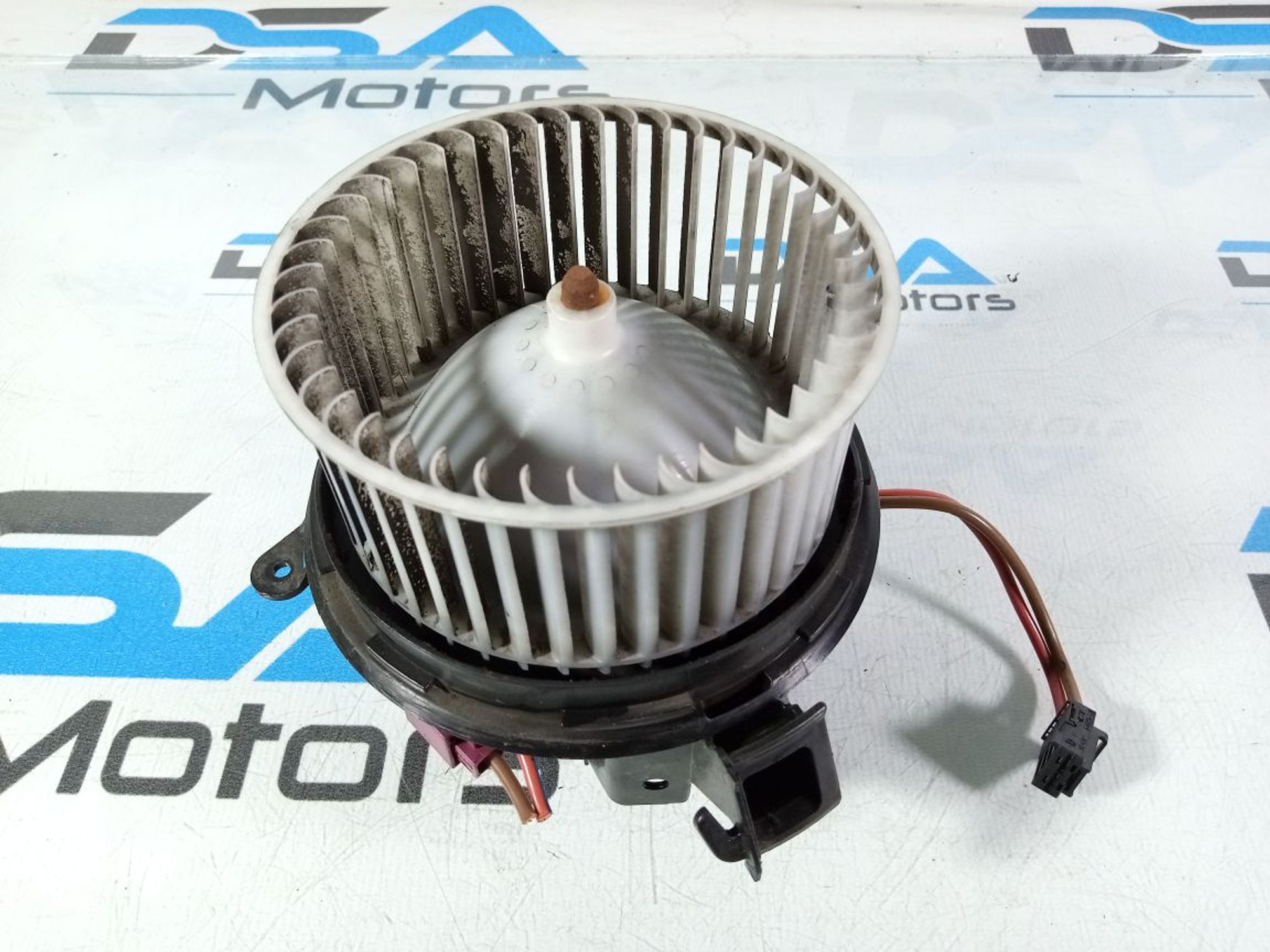 https://gcs.partsauto.market/rn-stockpro.appspot.com/thmbs/userImages/b7628e092085f1f91467af1afb6e7630/part/ab40264c-d7b9-4ac3-a4f7-ae7aec476a2b_1747024185234.jpg