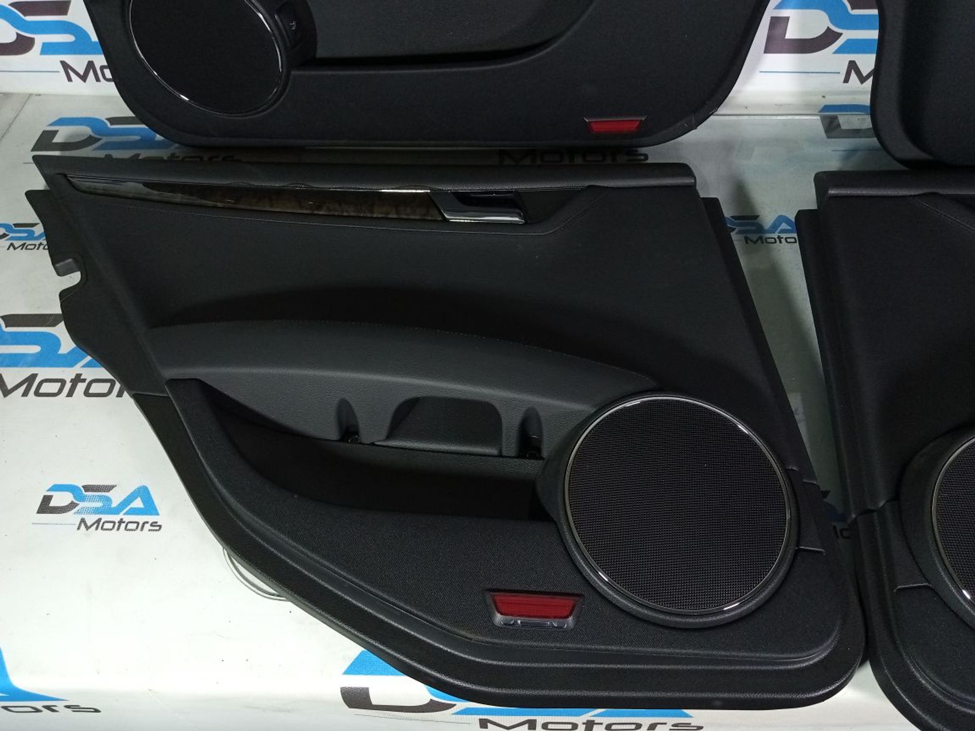 https://gcs.partsauto.market/rn-stockpro.appspot.com/thmbs/userImages/b7628e092085f1f91467af1afb6e7630/part/ab42e2af-8cb7-4e0f-8323-350463320b9d_1745843781981.jpg